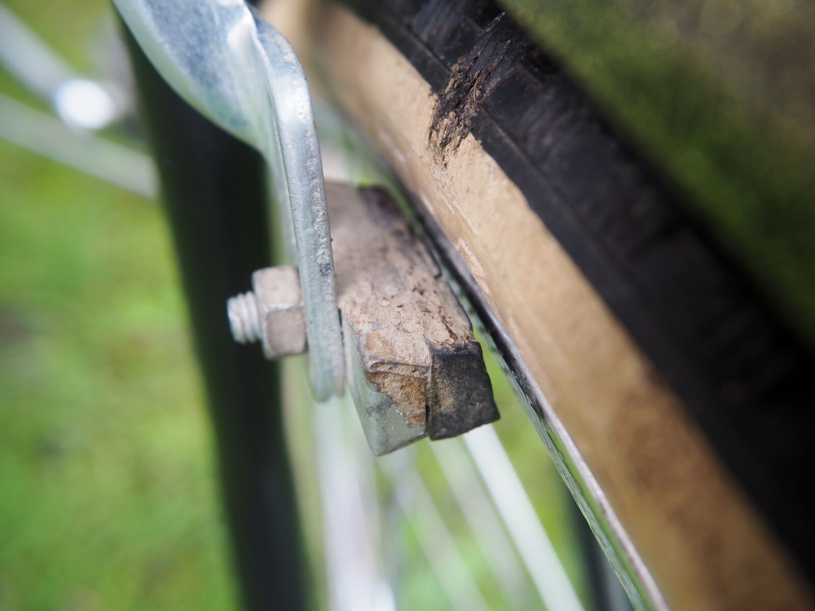Olympus OM-D E-M10 sample photo. Bike, chain, wheel photography