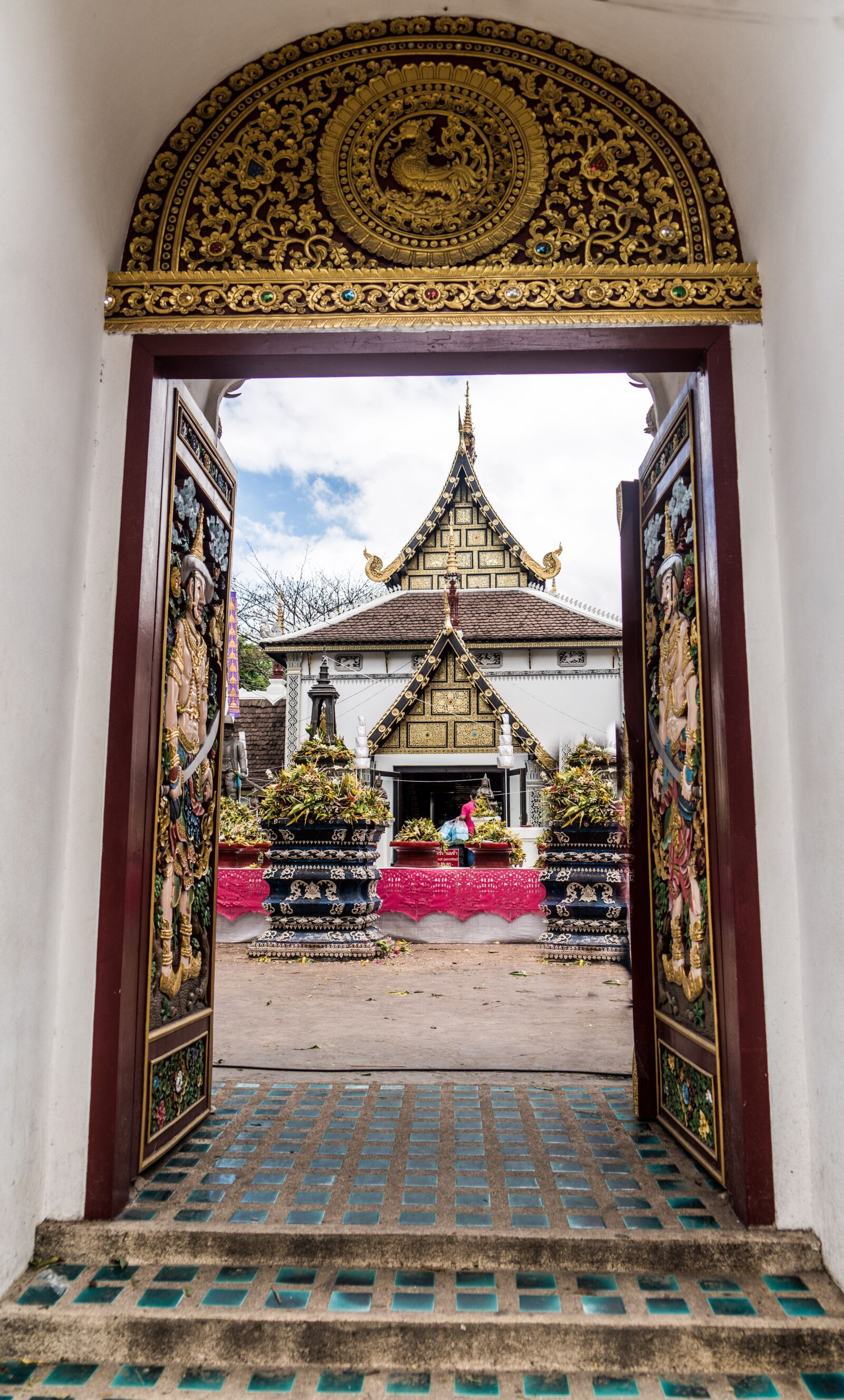 Sony a7R II + Sony FE 24-240mm F3.5-6.3 OSS sample photo. Chiang mai, thailand, temple photography