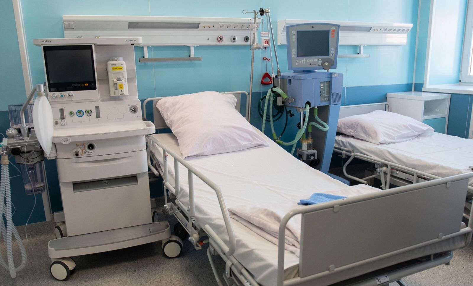 Nikon D750 sample photo. Coronavirus, hospital, in photography