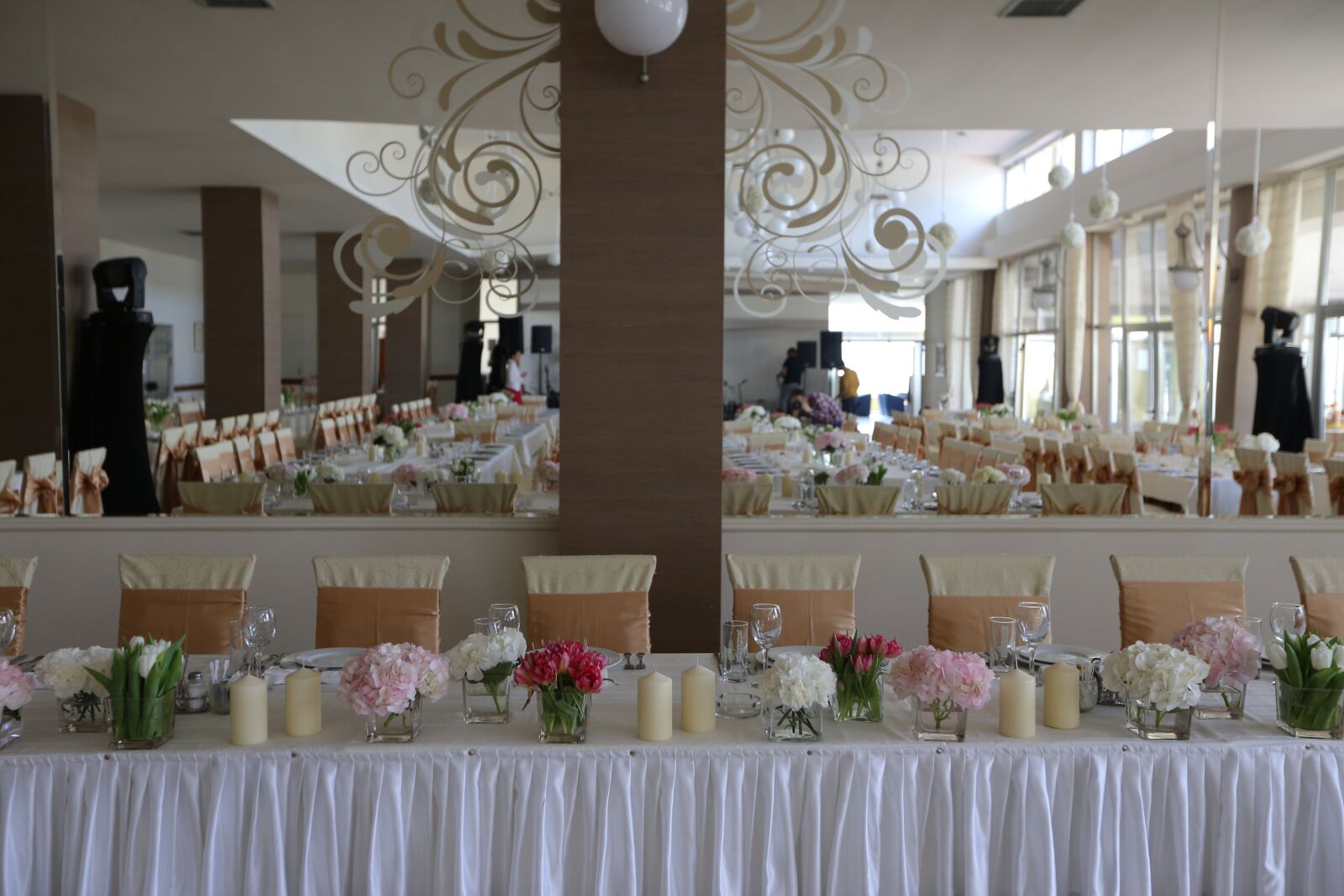 Canon EF 16-35mm F2.8L II USM sample photo. Furniture, wedding, dining area photography