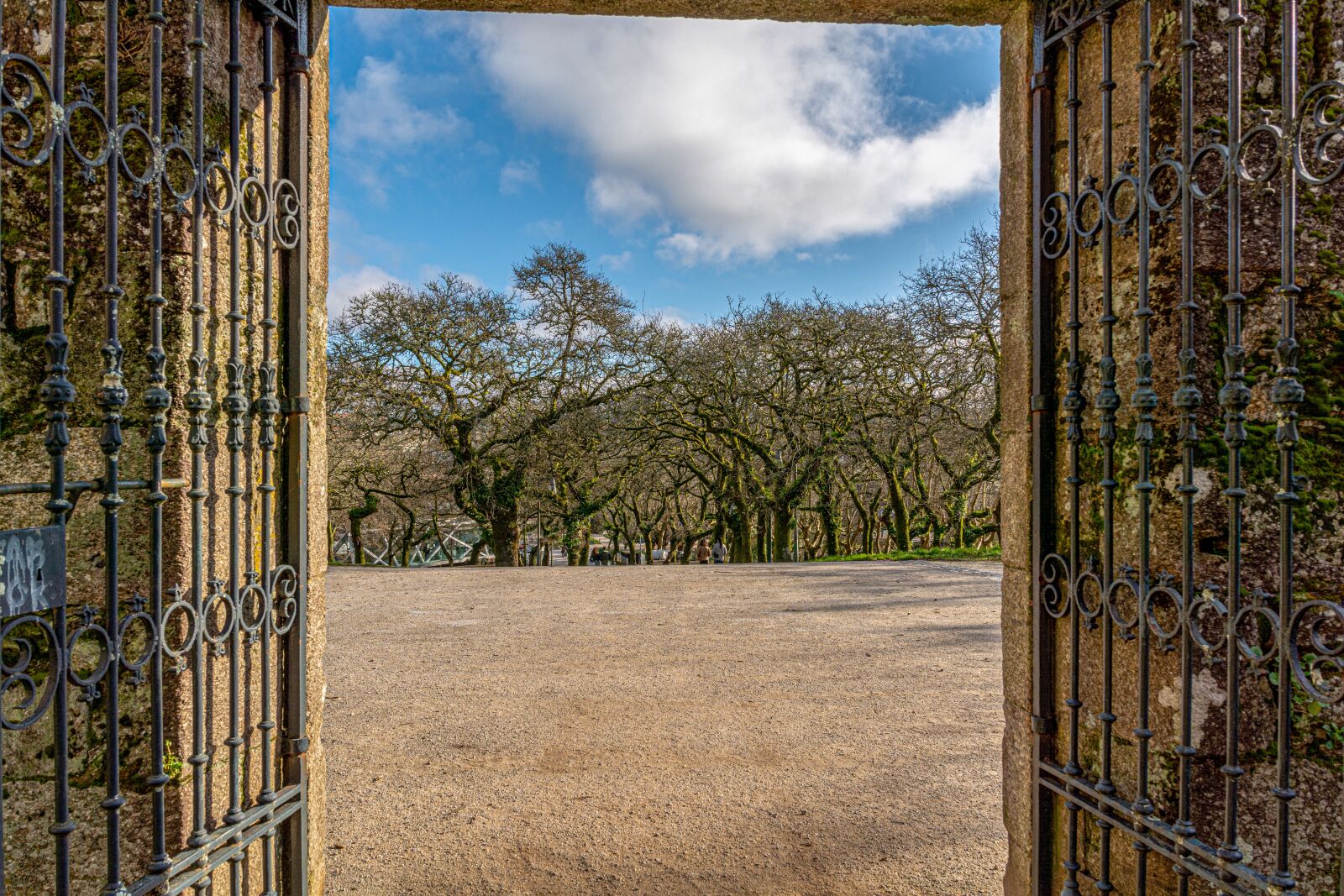 Nikon D7100 sample photo. Door, view, landscape photography