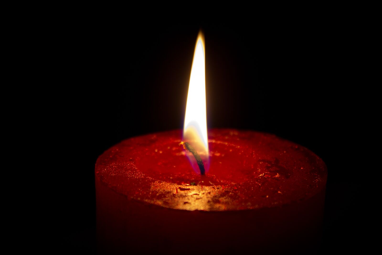 Canon EF-S 18-55mm F3.5-5.6 IS sample photo. Candle, night, mood photography