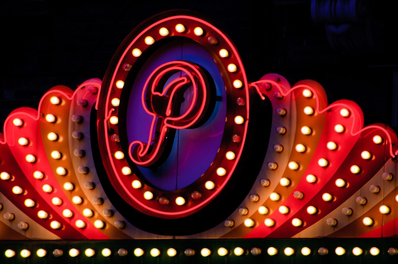 Nikon D90 sample photo. Lights, neon, paramount theatre photography