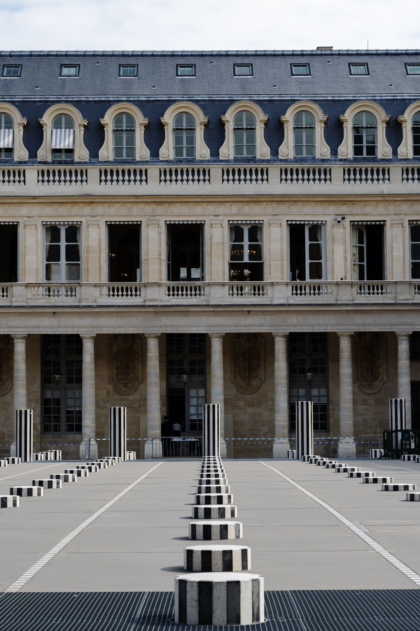 Nikon Nikkor Z 24-200mm F4-6.3 VR sample photo. Paris, royal palace, building photography