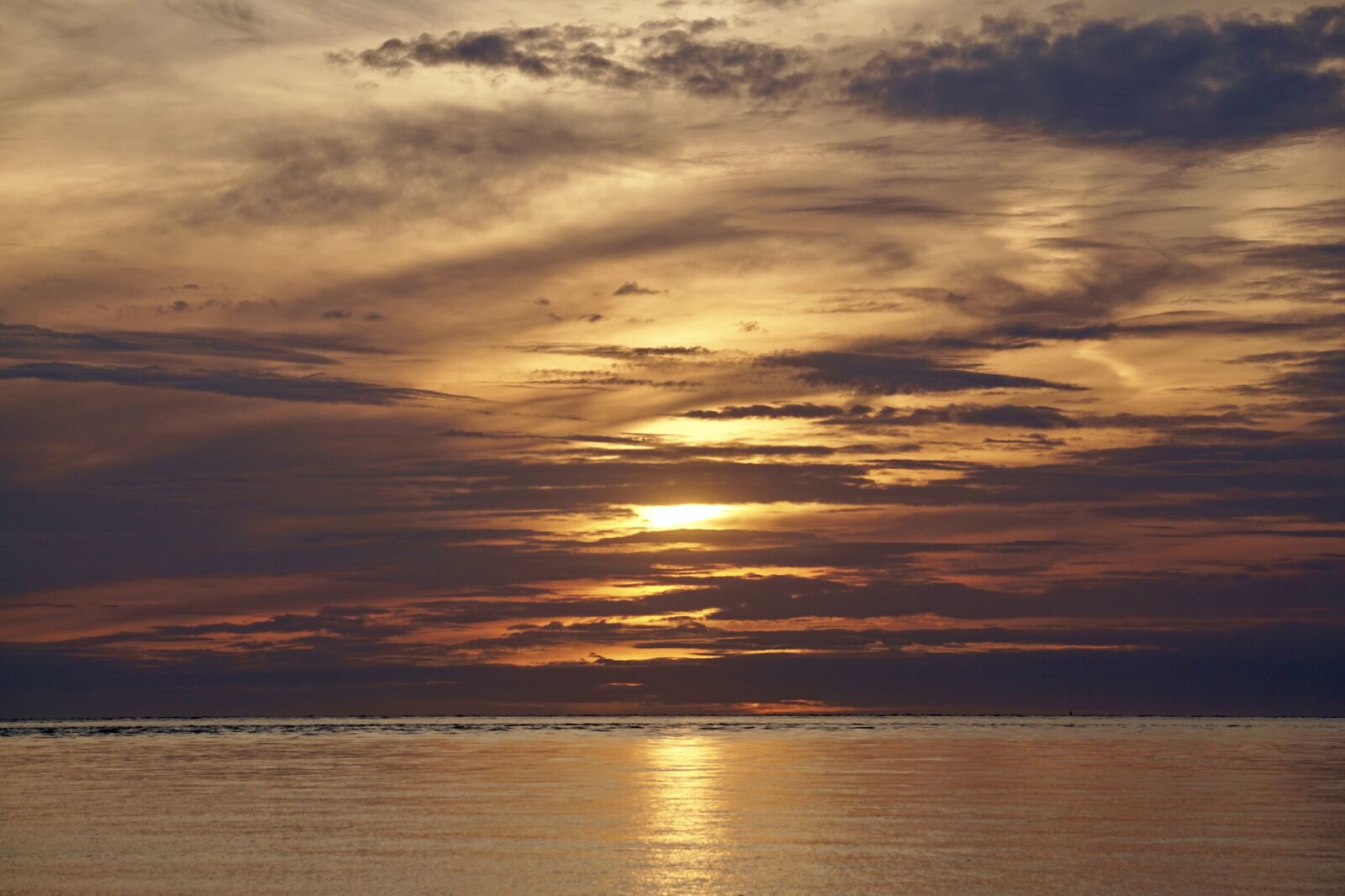 Sony DT 55-300mm F4.5-5.6 SAM sample photo. Evening sky, abenstimmung, afterglow photography