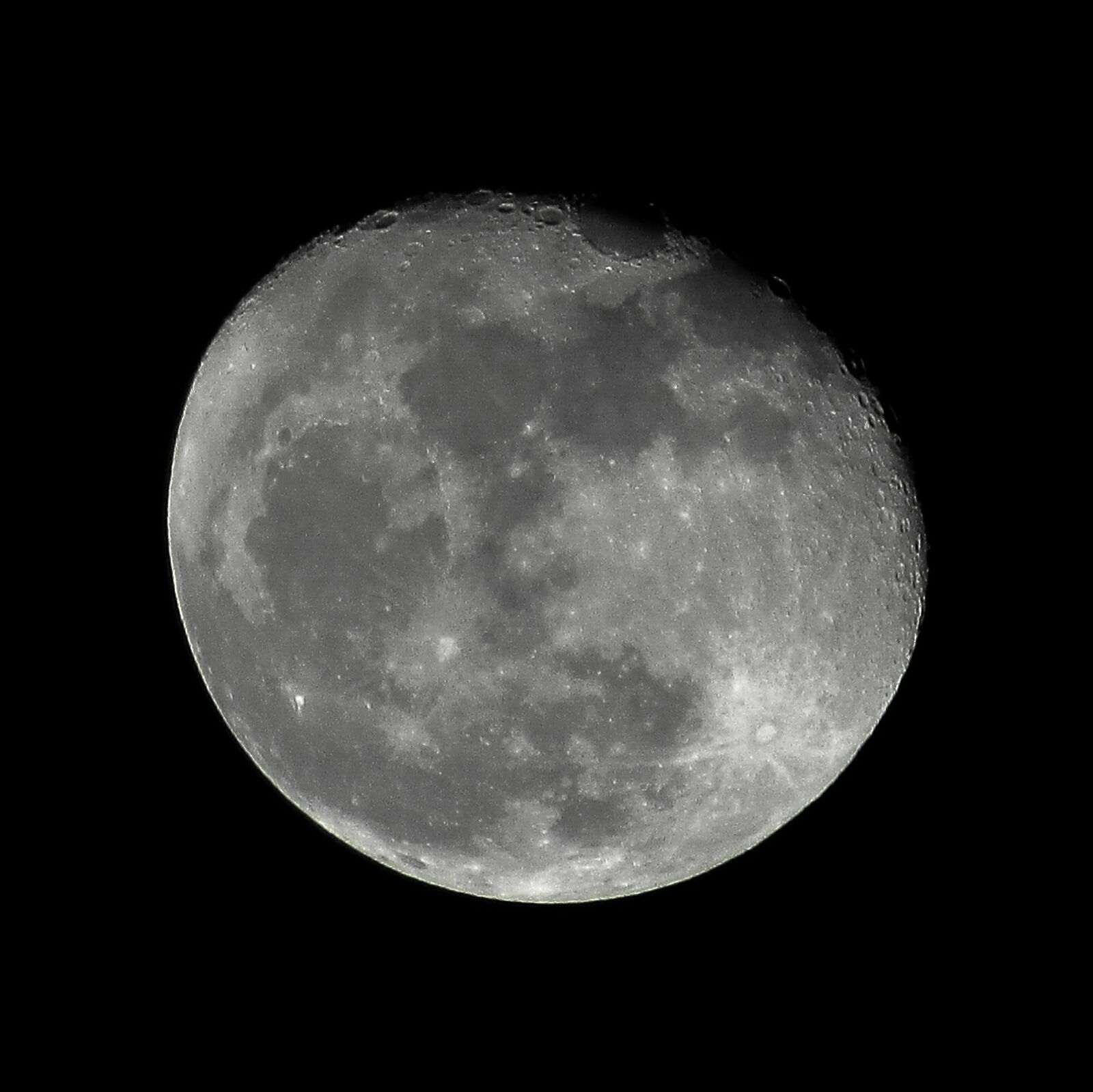 Canon PowerShot SX400 IS sample photo. Moon, satellite, sky photography