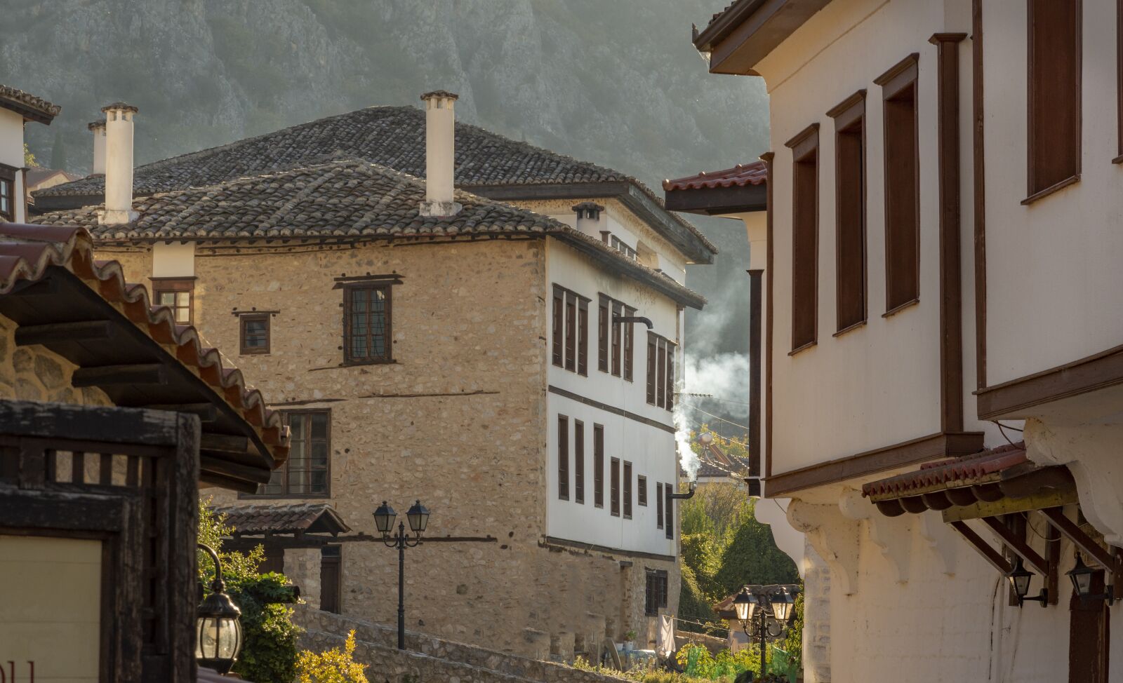 Tamron SP 24-70mm F2.8 Di VC USD sample photo. Houses, tradtional, kastoria photography