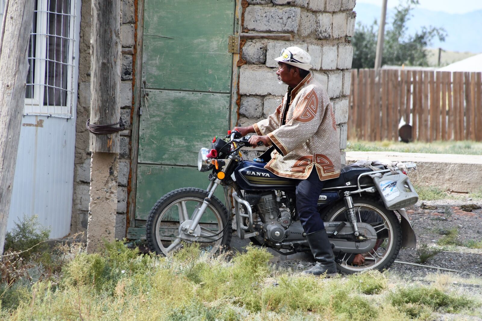 Nikon D7500 sample photo. Motorcycle, mongol, old photography