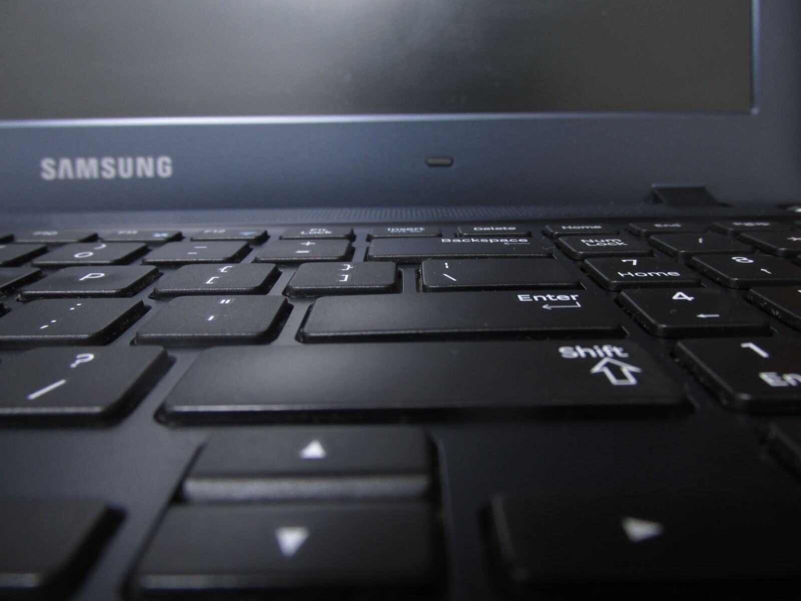 Canon PowerShot SX170 IS sample photo. Computer, laptop, samsung photography