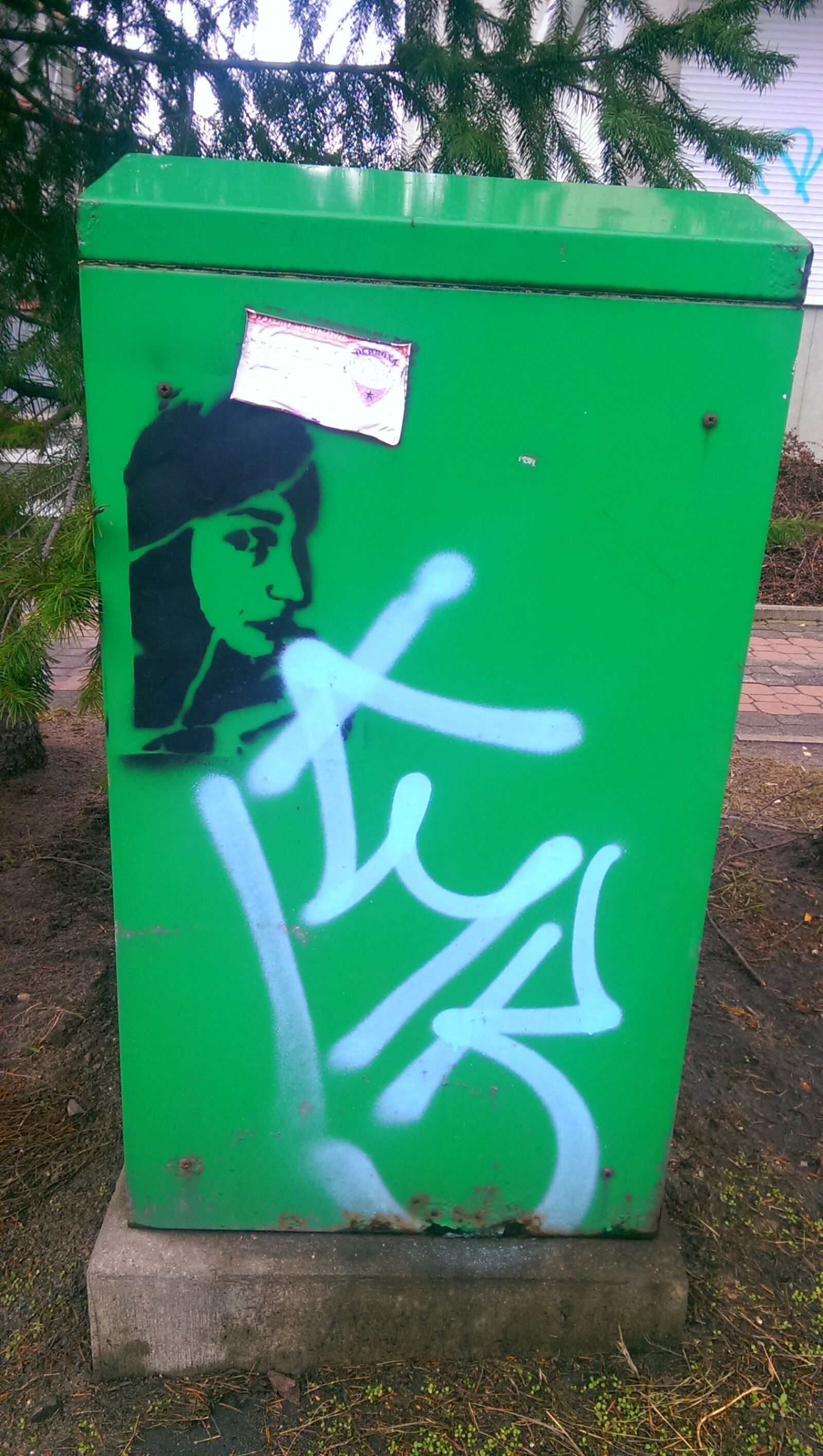 HTC ONE MINI sample photo. Graffiti photography