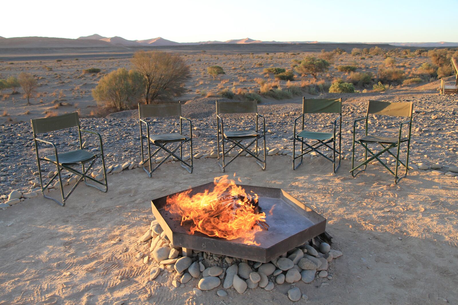 Canon EOS 7D sample photo. Chair circle, fire, who photography