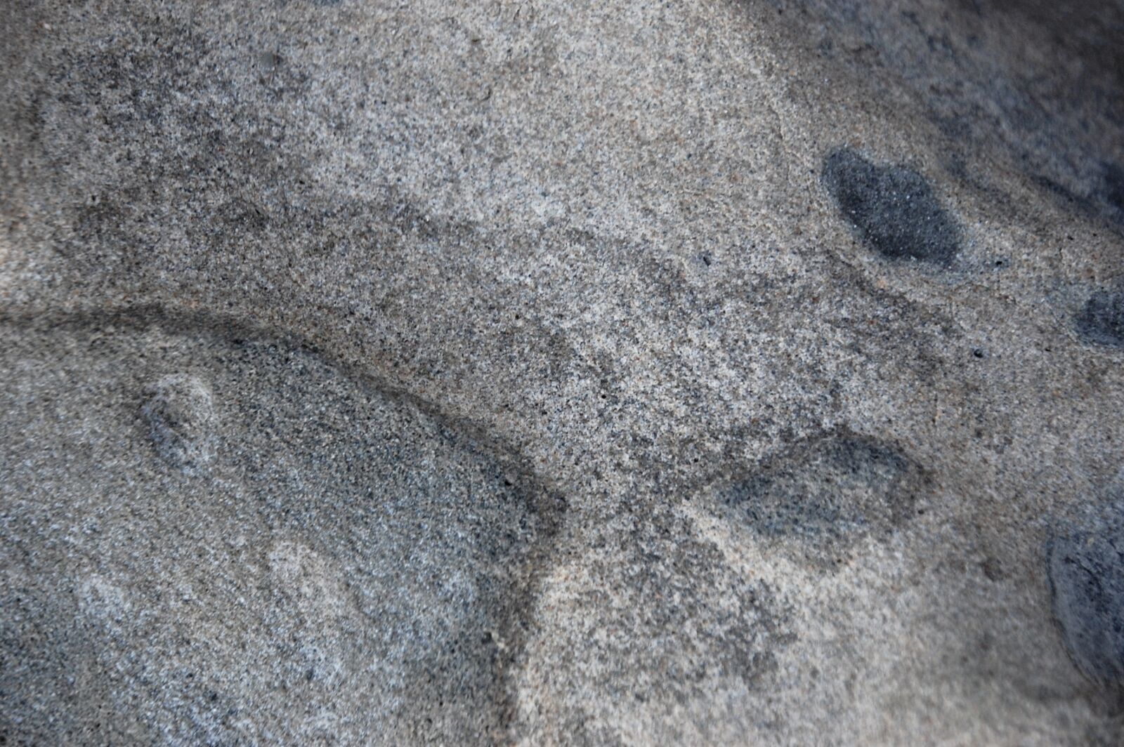Tamron AF 18-270mm F3.5-6.3 Di II VC LD Aspherical (IF) MACRO sample photo. Stone, background, abstacle photography