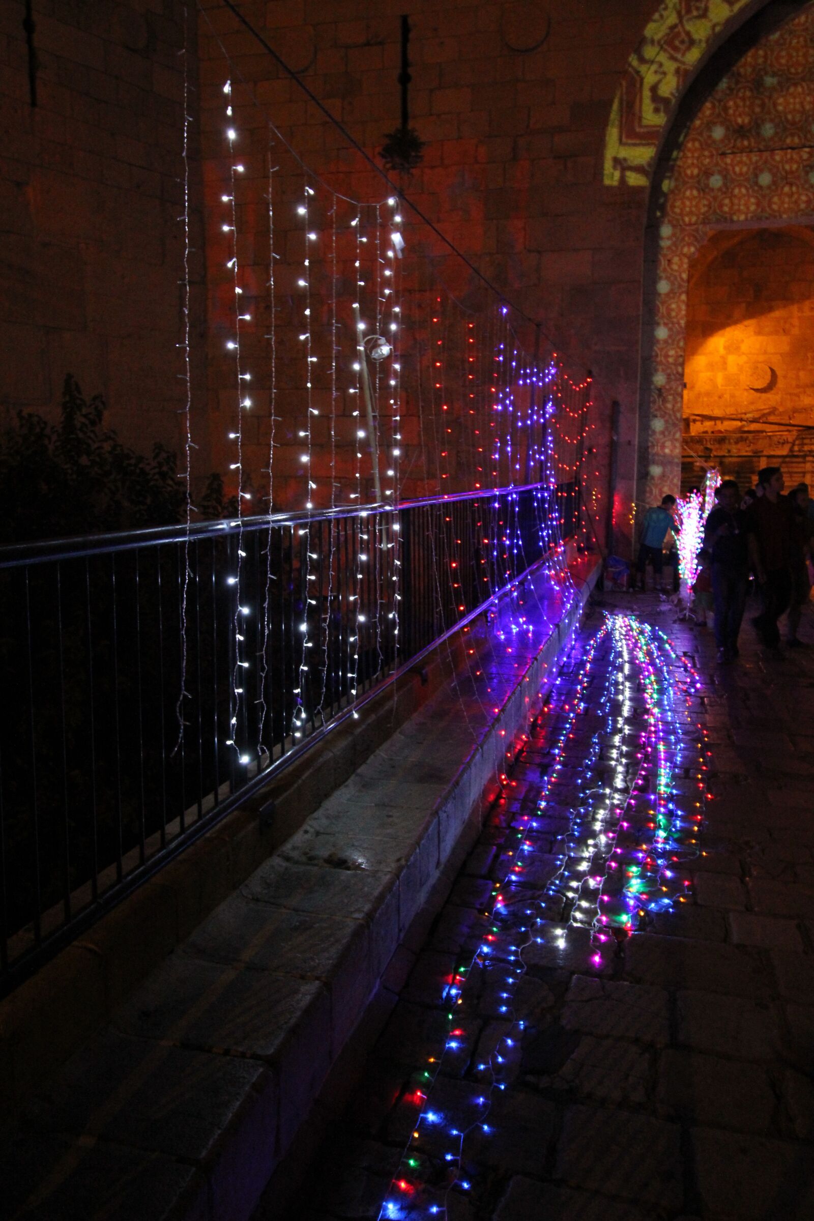 Canon EOS 550D (EOS Rebel T2i / EOS Kiss X4) sample photo. Light, jerusalem, israel photography