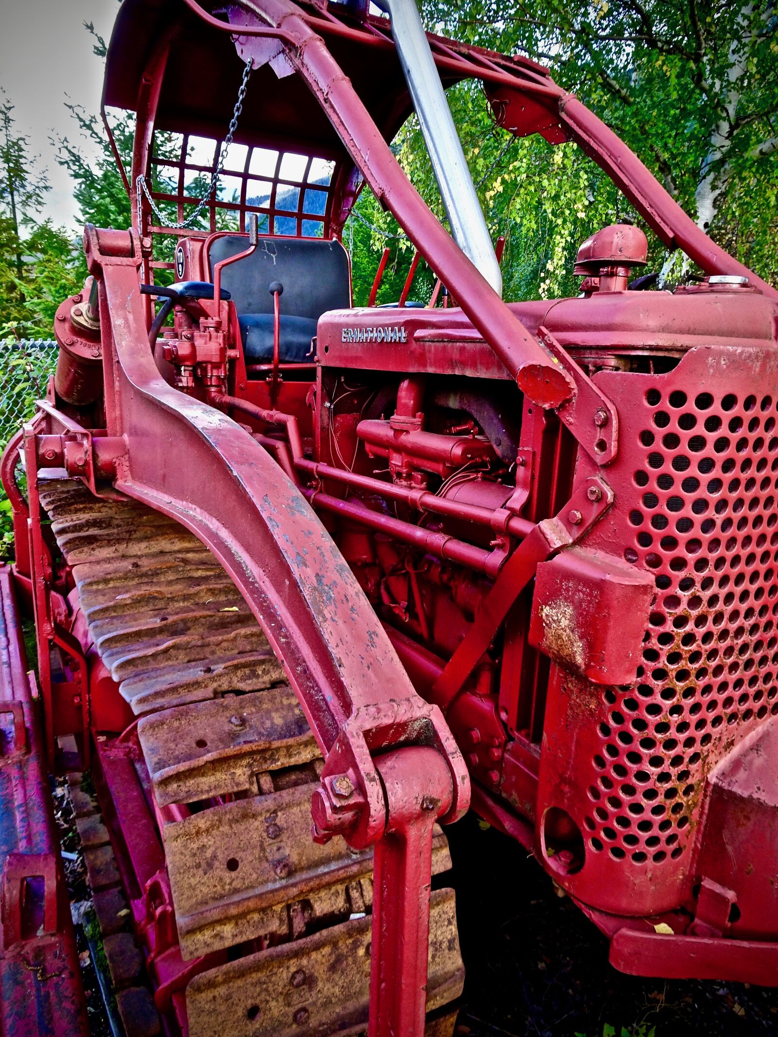 Sony Cyber-shot DSC-HX90V sample photo. Machinery, tractor, oldtimer photography