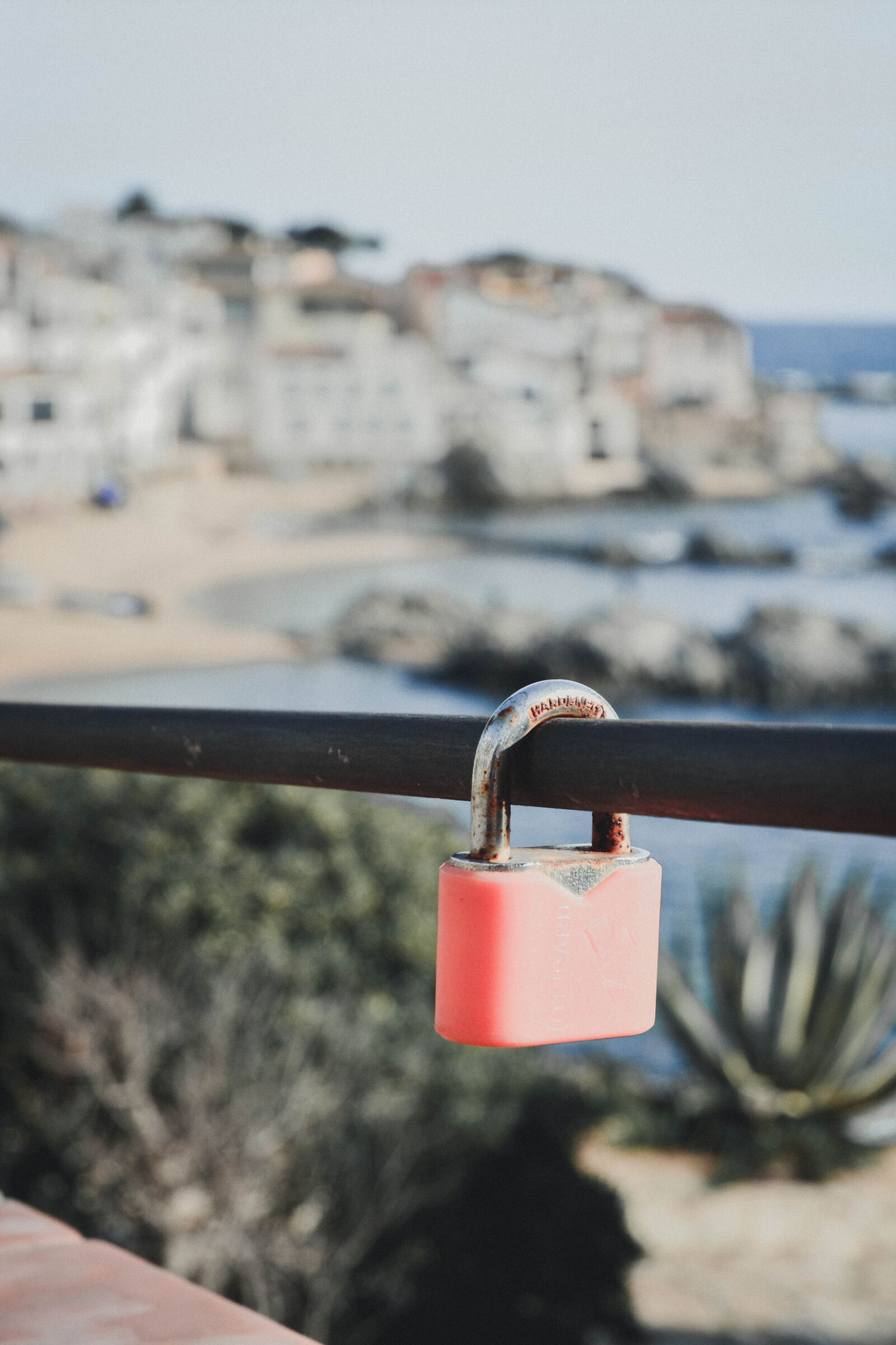 Nikon D5200 sample photo. Padlock, love, landscape photography