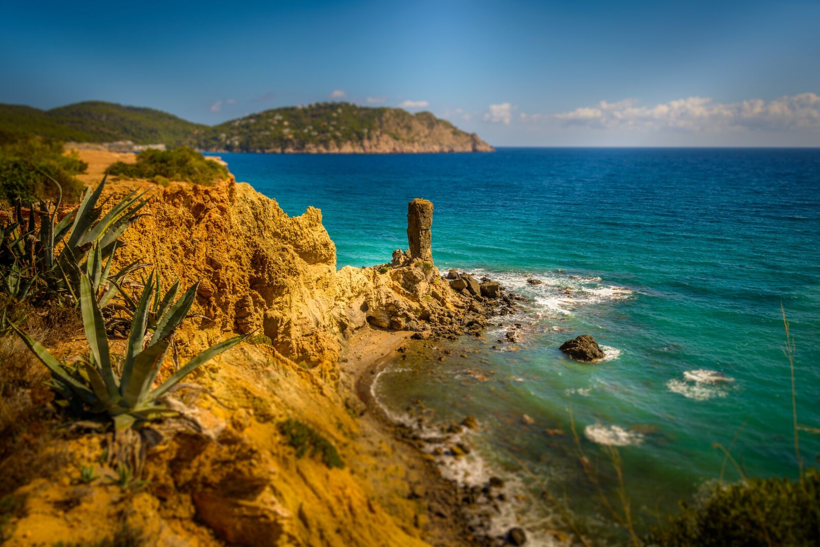 Nikon D7100 sample photo. Ibiza, cliffs, holiday photography