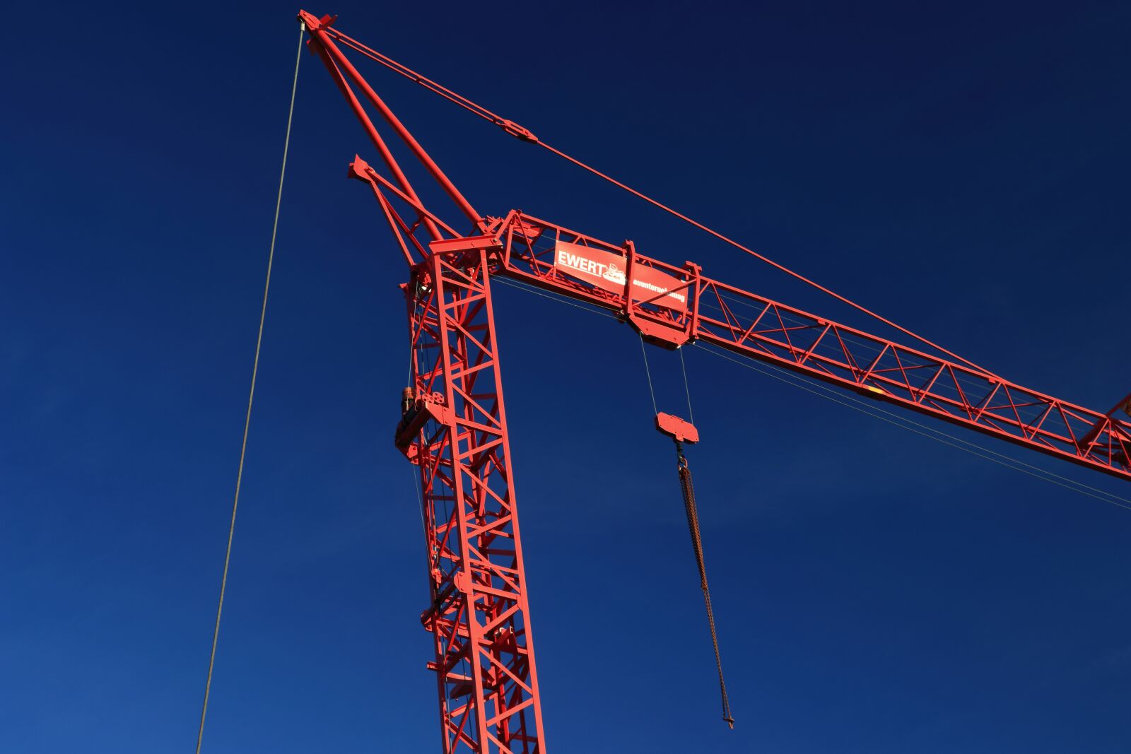 Canon EOS 80D sample photo. Crane, baukran, site photography