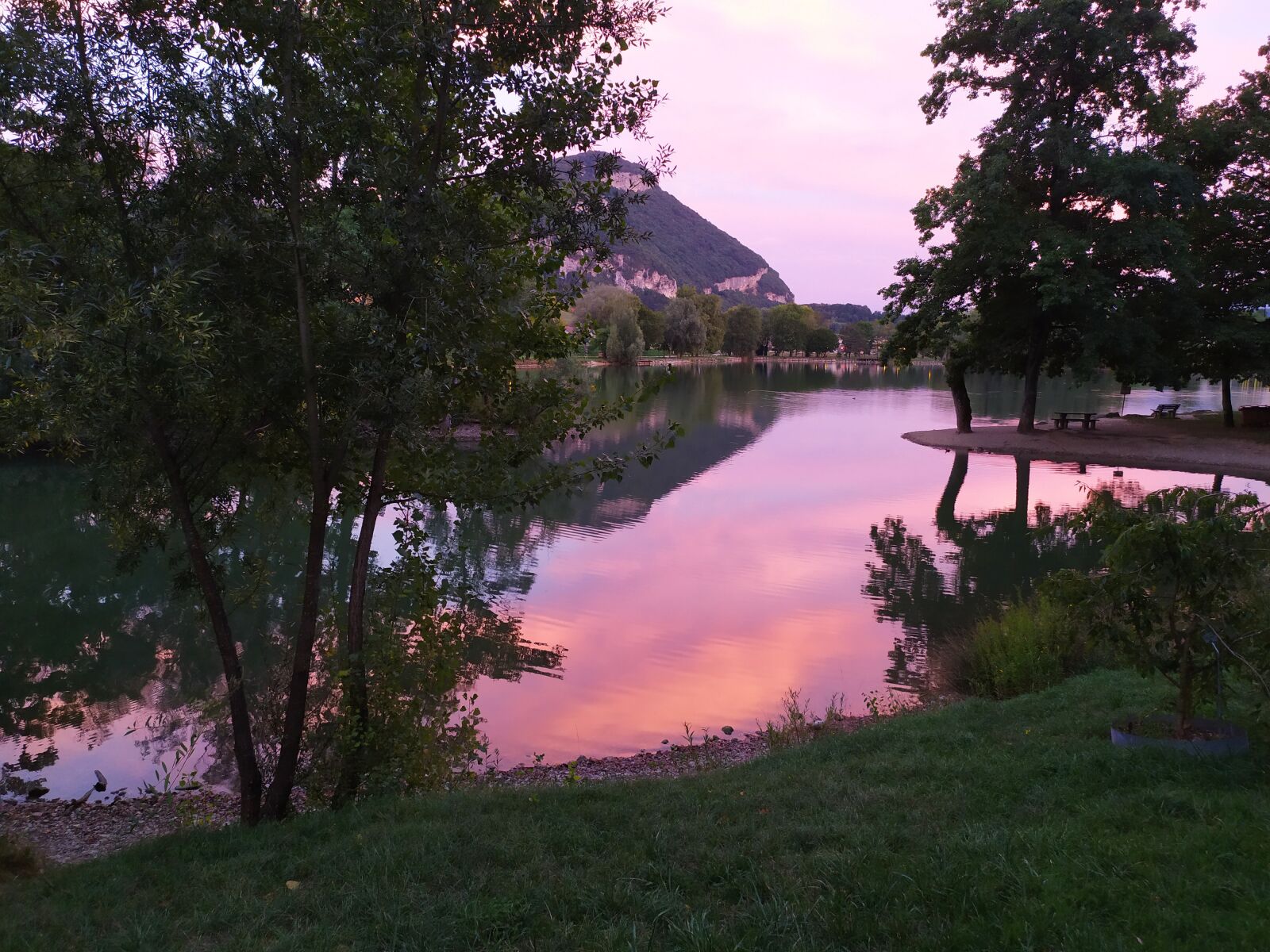 Xiaomi Redmi Note 7 sample photo. Lake, france, the balme photography