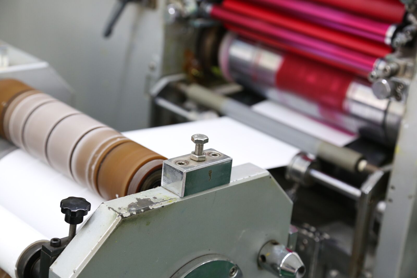 Canon EF 24-105mm F4L IS USM sample photo. Offset printing macine, printing photography
