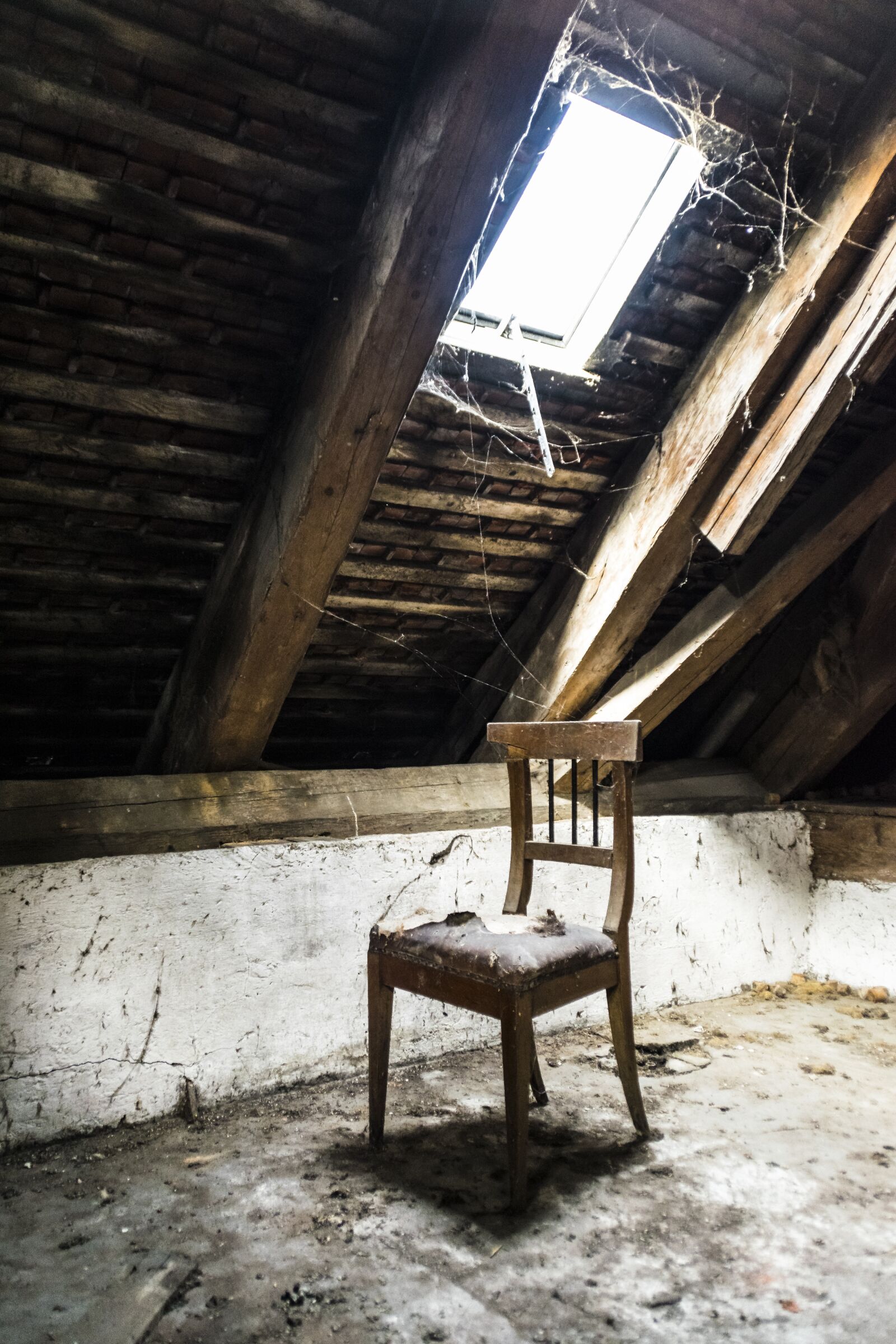 Nikon D5300 sample photo. Window, chair, attic photography