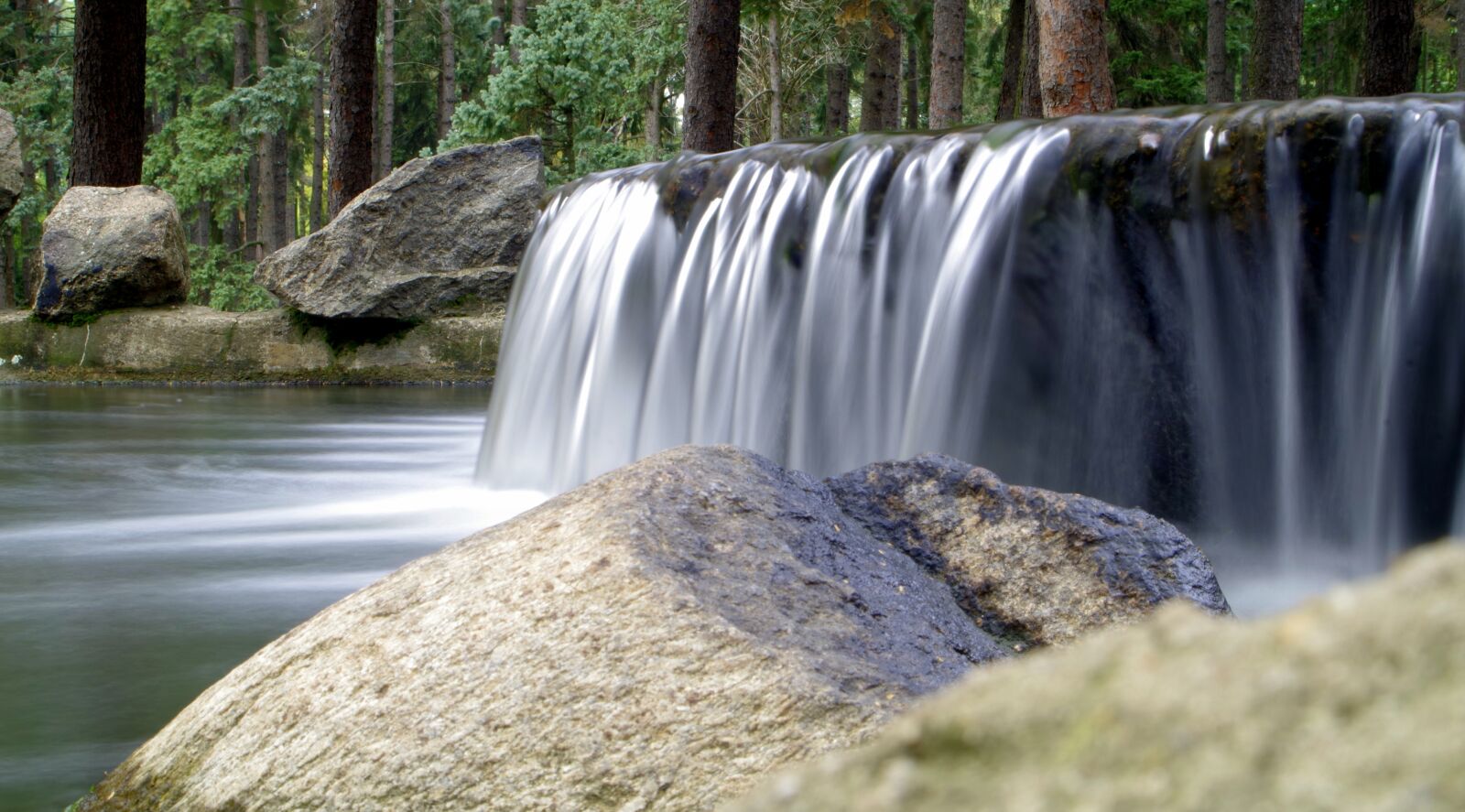 Pentax K-S2 sample photo. Waterfall, water, source photography