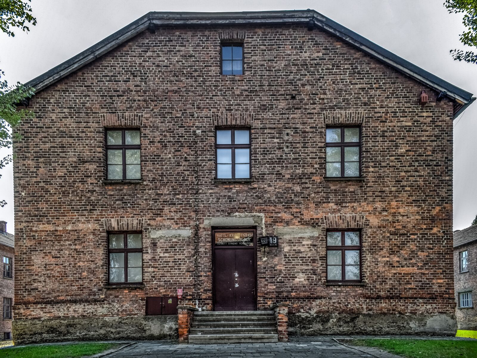 Nikon D3300 sample photo. Auschwitz, concentration camp, block 19 photography