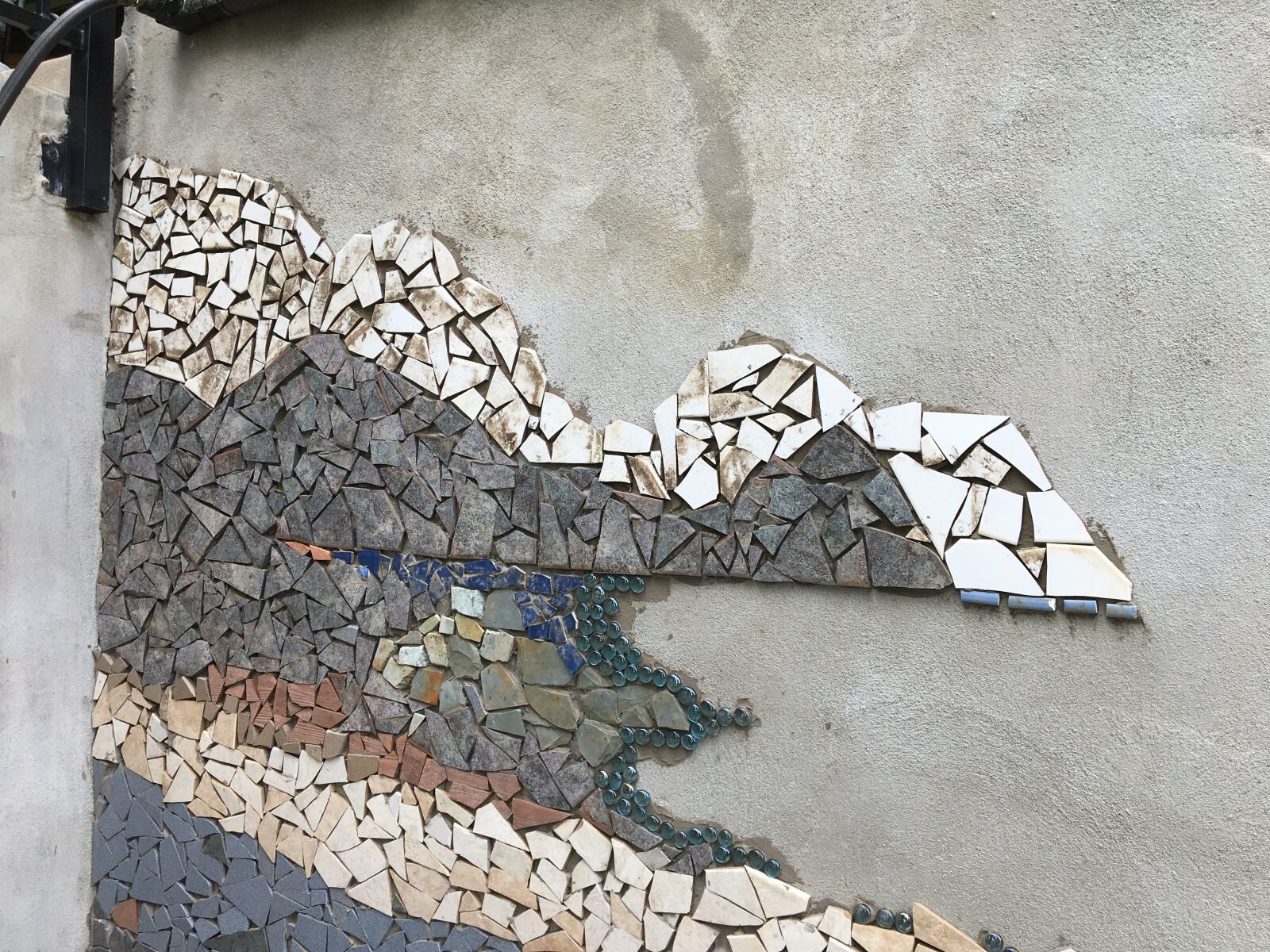 Apple iPhone 6s sample photo. Tile, concrete, pattern photography