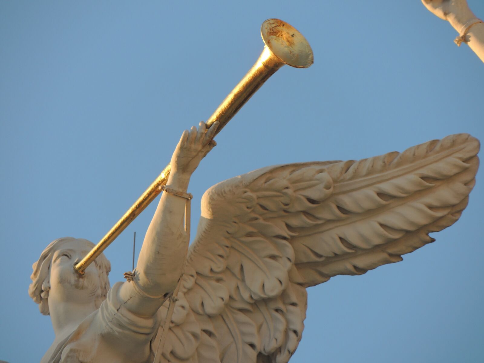 Nikon Coolpix P510 sample photo. Statue, figure, angel photography