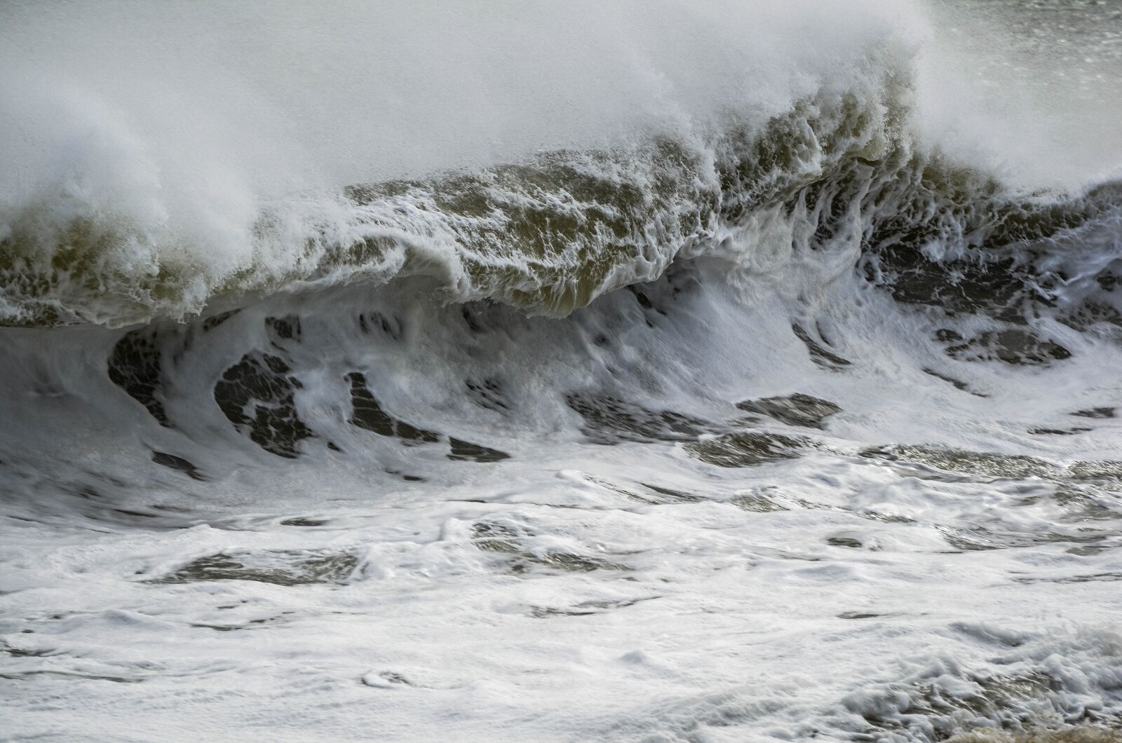 Nikon D5100 sample photo. Ocean, swells, waves photography