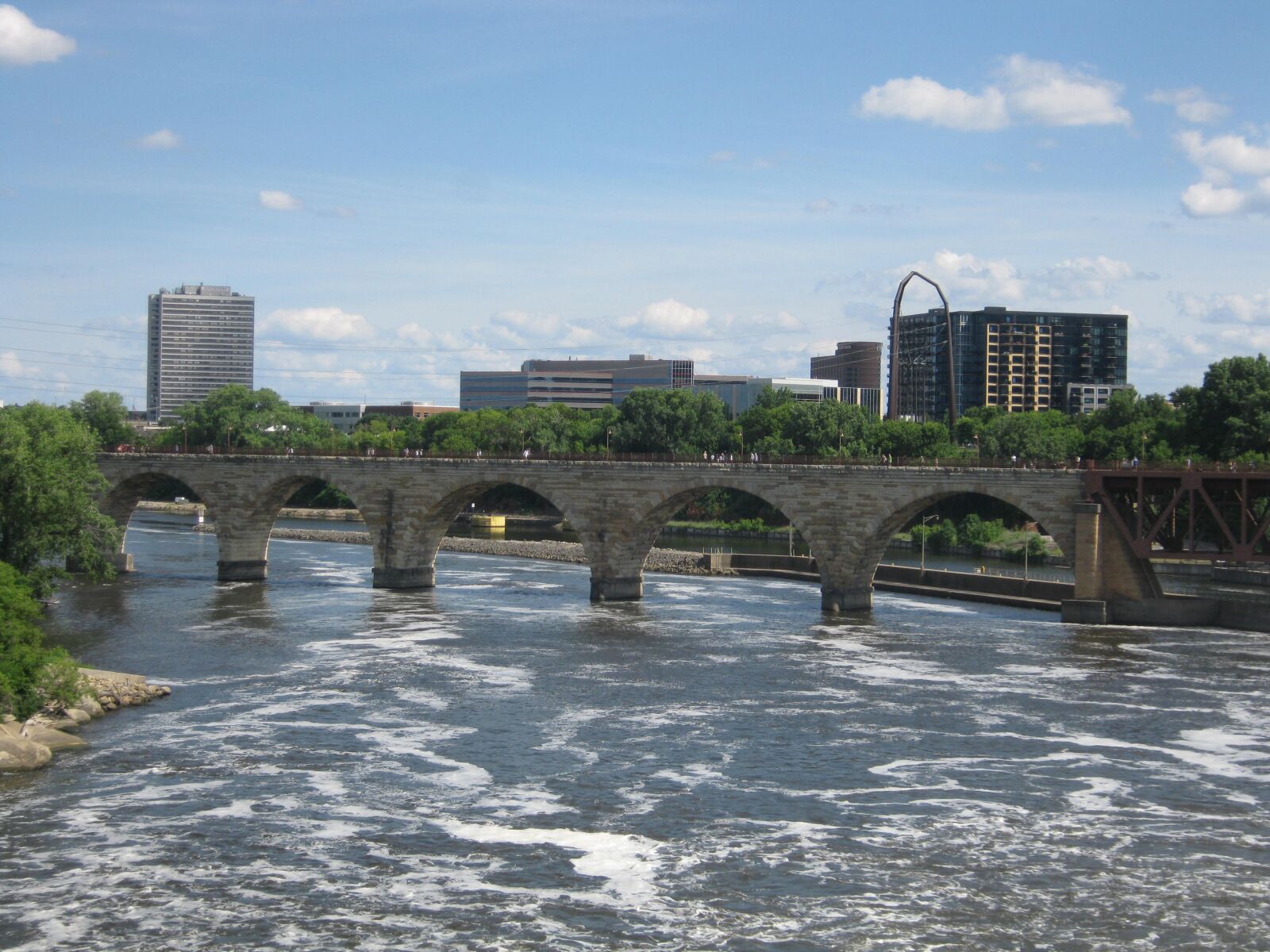 Canon PowerShot A480 sample photo. Minneapolis, bridge, minnesota photography