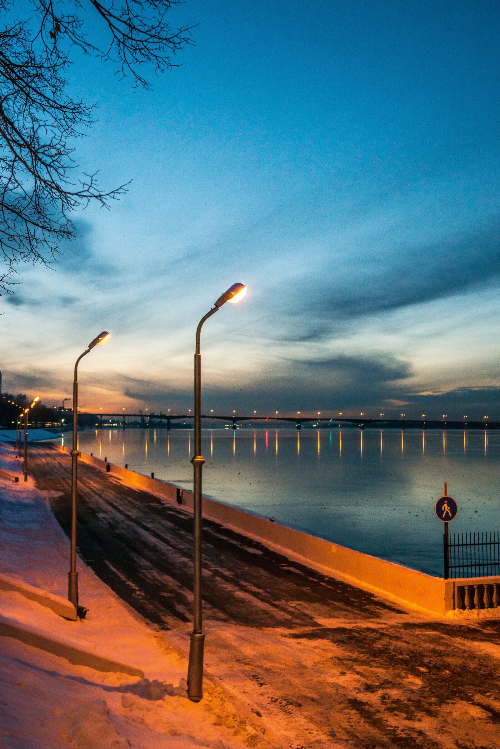 Nikon D800 sample photo. Permian, quay, winter night photography