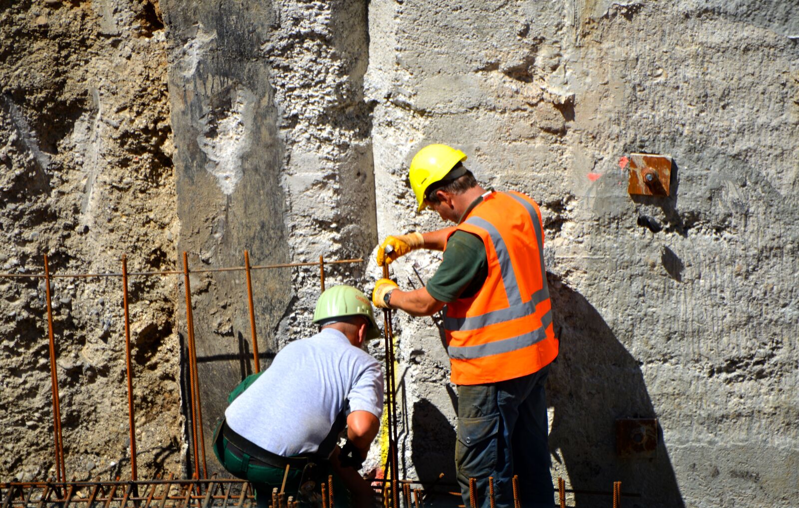 Nikon D3200 sample photo. Kempten, site, construction workers photography