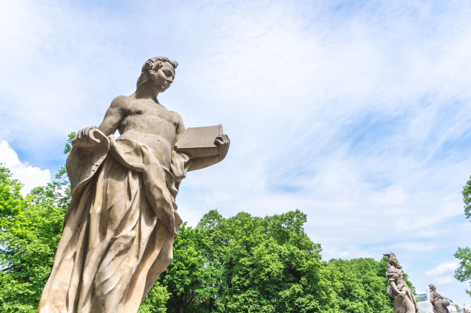 Sony Alpha a5000 (ILCE 5000) sample photo. Statue, sculpture, forest photography