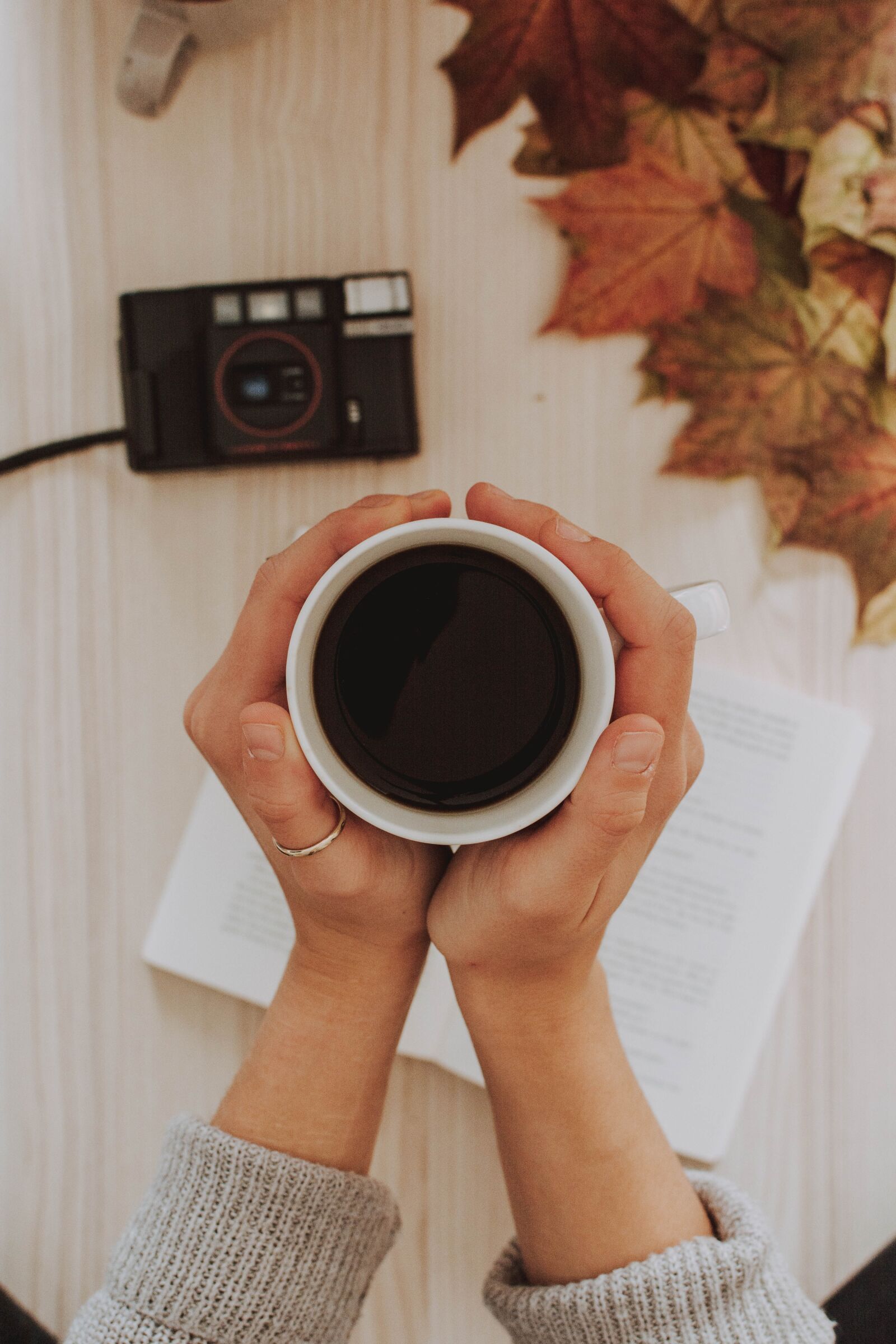Nikon D5200 sample photo. Cup, coffee, leaves photography
