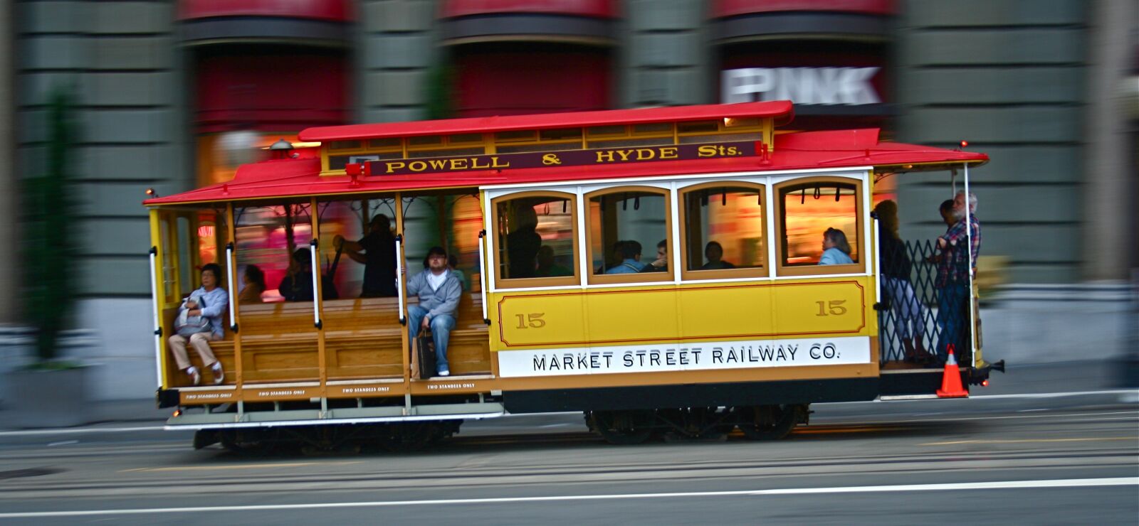 Canon EOS 350D (EOS Digital Rebel XT / EOS Kiss Digital N) sample photo. San francisco, market street photography