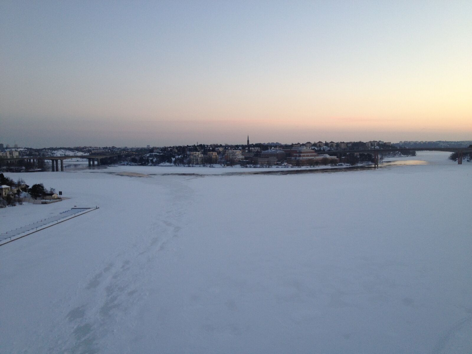 Apple iPhone 4S sample photo. Ice, island, sky, sunset photography