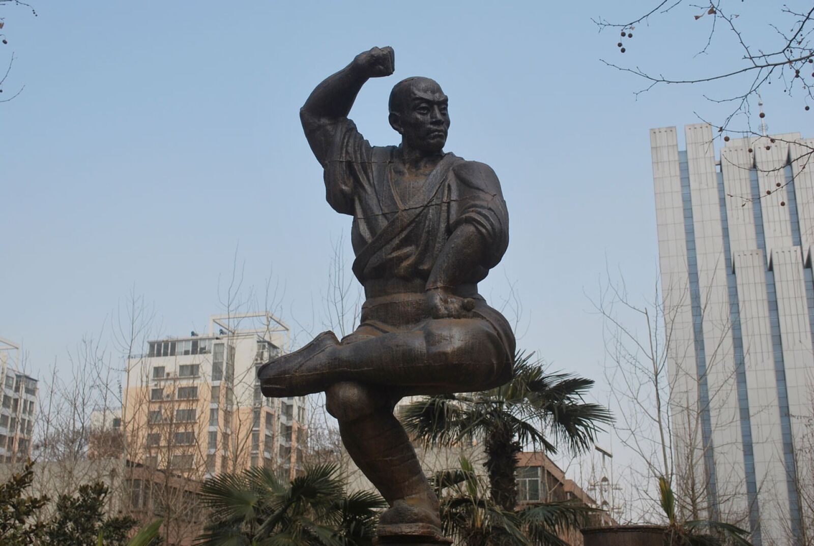 Nikon D60 sample photo. Statue, pose, bronze photography