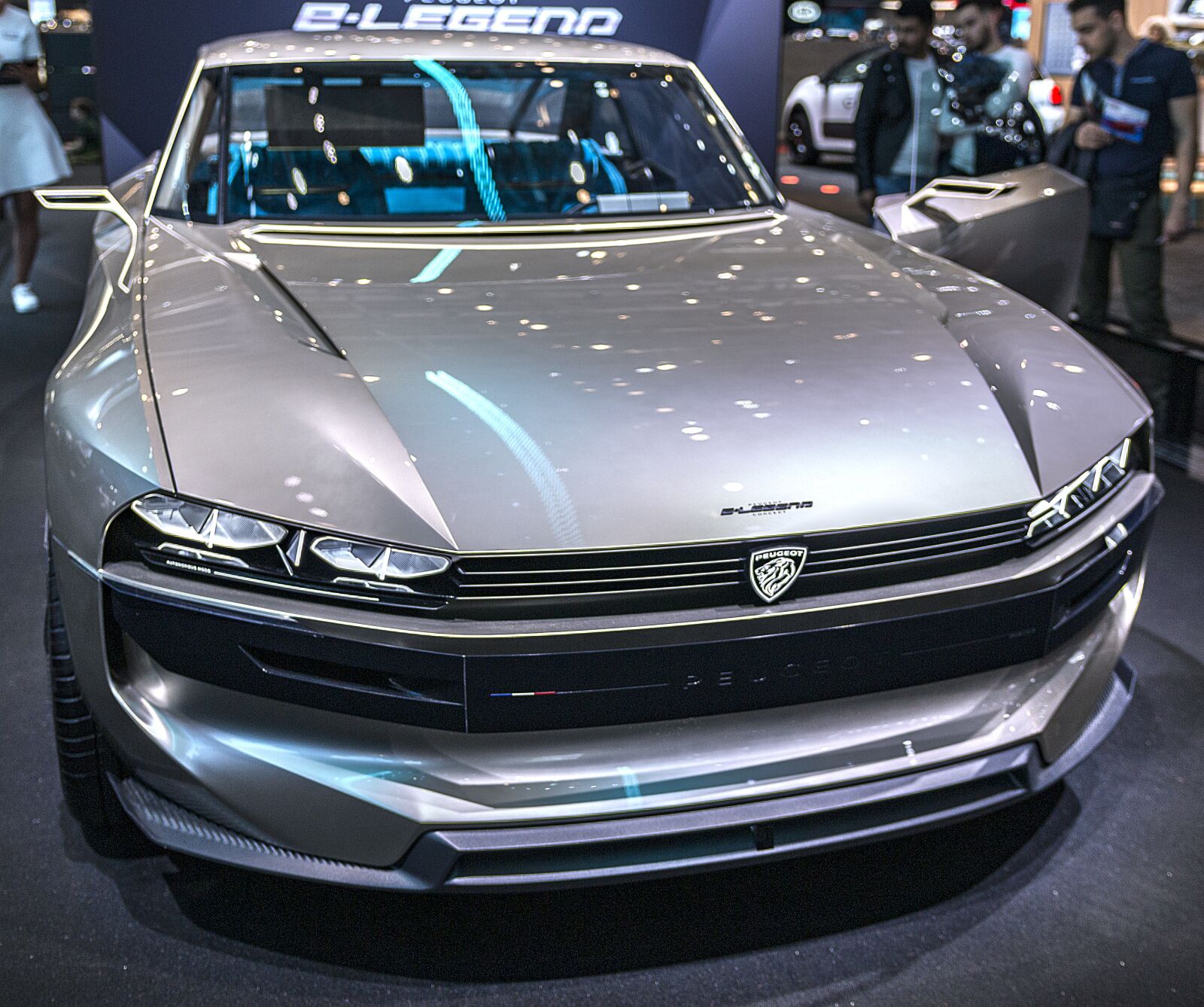 Canon EOS 70D sample photo. Car, travel, automobile photography