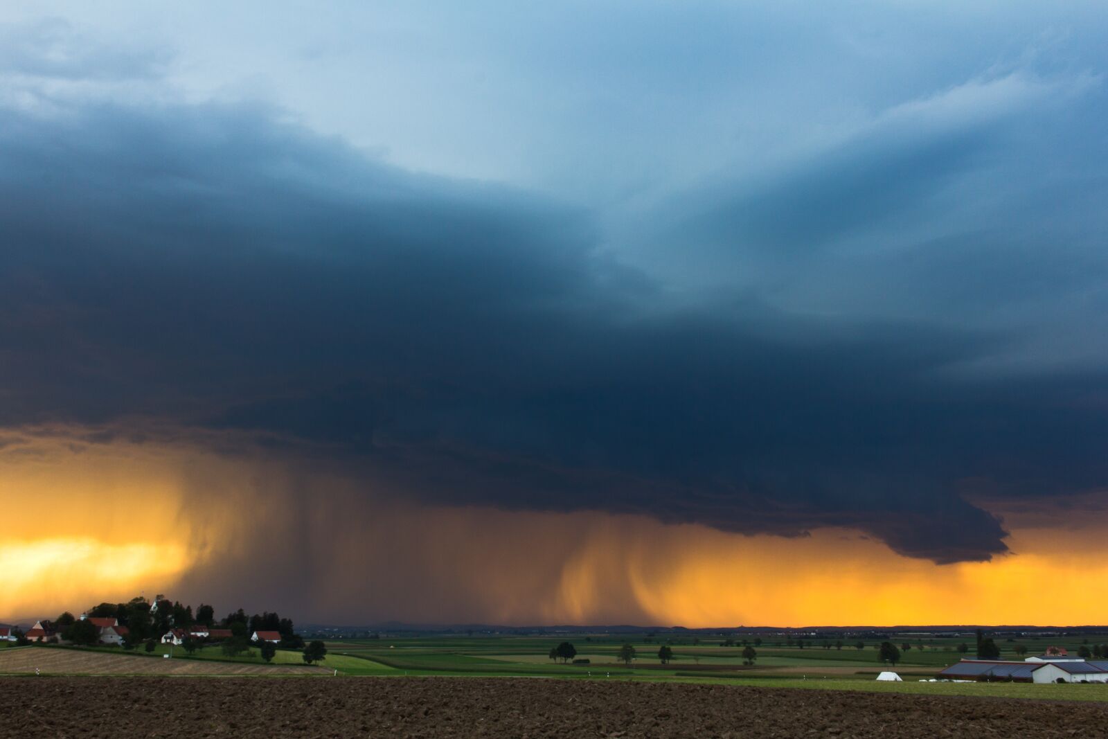 Canon EF-S 18-55mm F3.5-5.6 II sample photo. Thunderstorm, storm, cumulonimbus photography