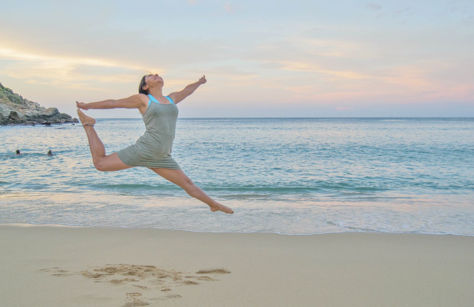 Nikon D3300 sample photo. Body of water, beach photography