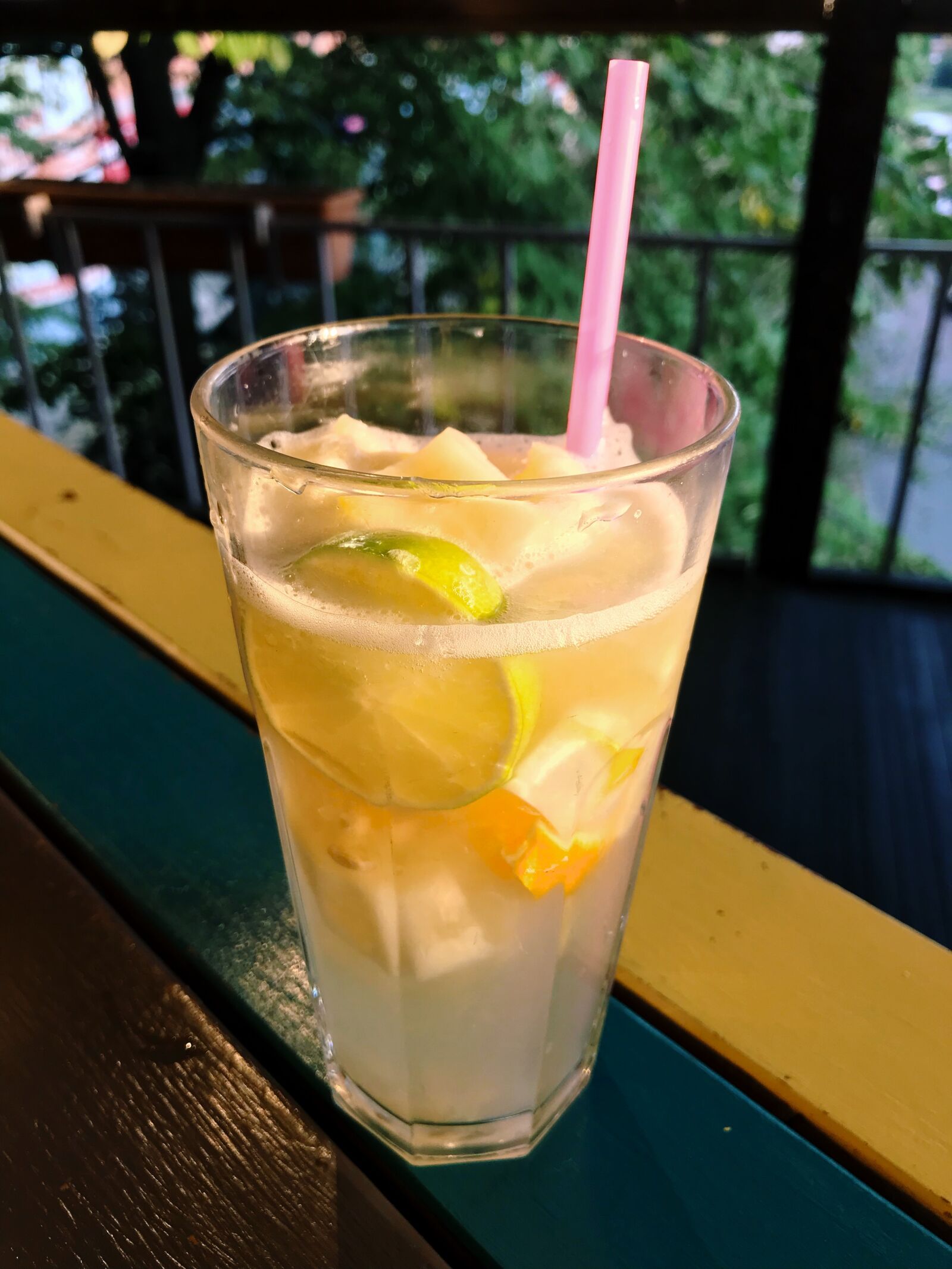 iPhone 7 back camera 3.99mm f/1.8 sample photo. Lemonade, restaurant, drink photography