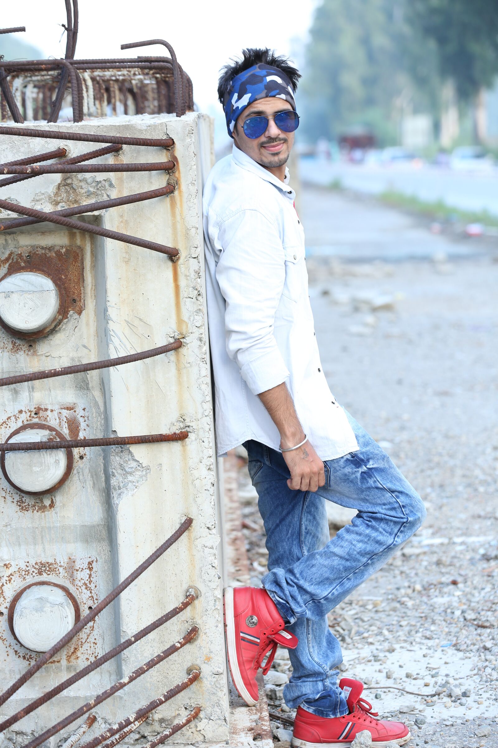 Canon EOS 5D Mark III sample photo. Handsome, man, young photography