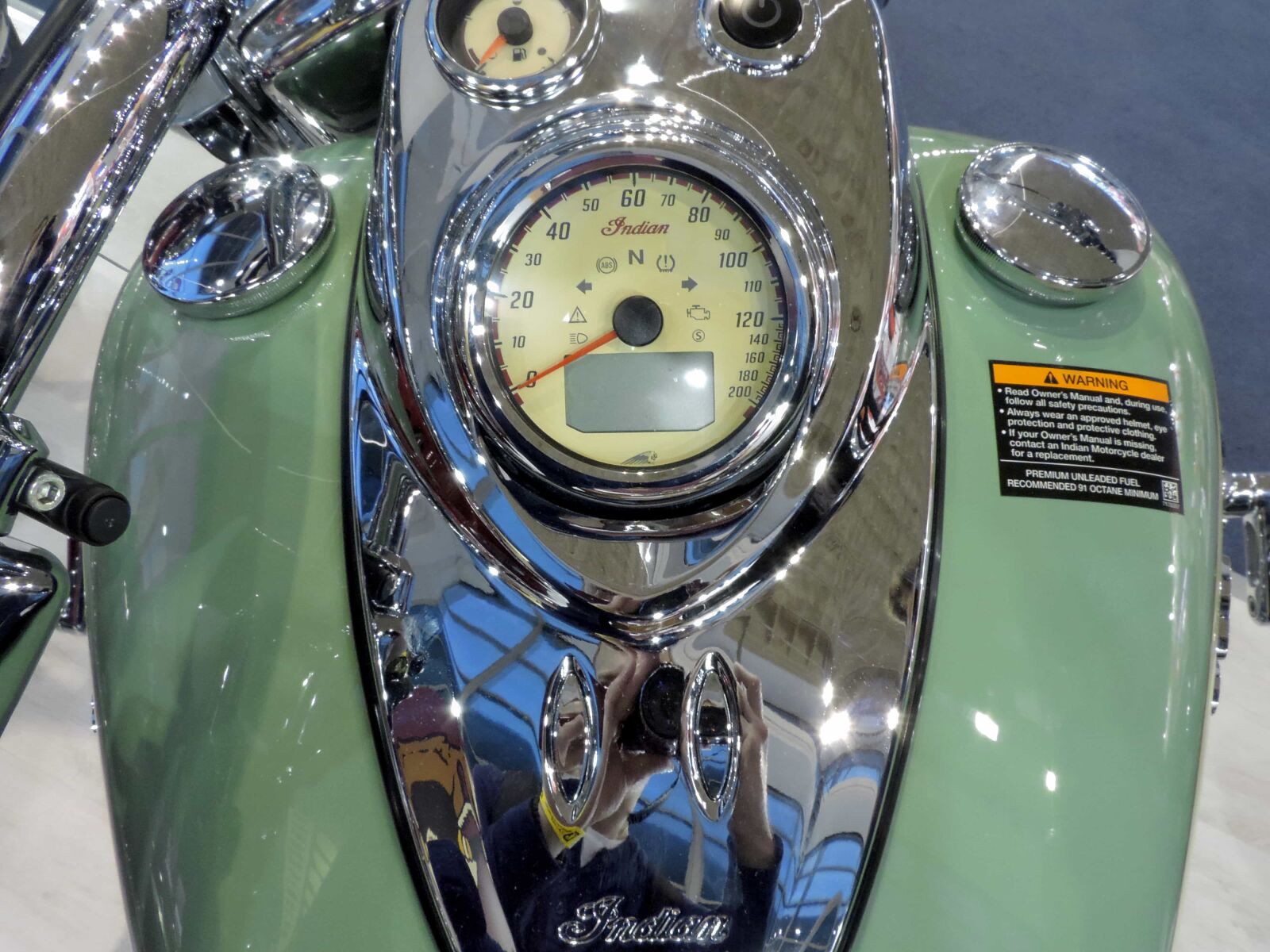 Nikon Coolpix P520 sample photo. Metallic, motorcycle, reflection, speedometer photography