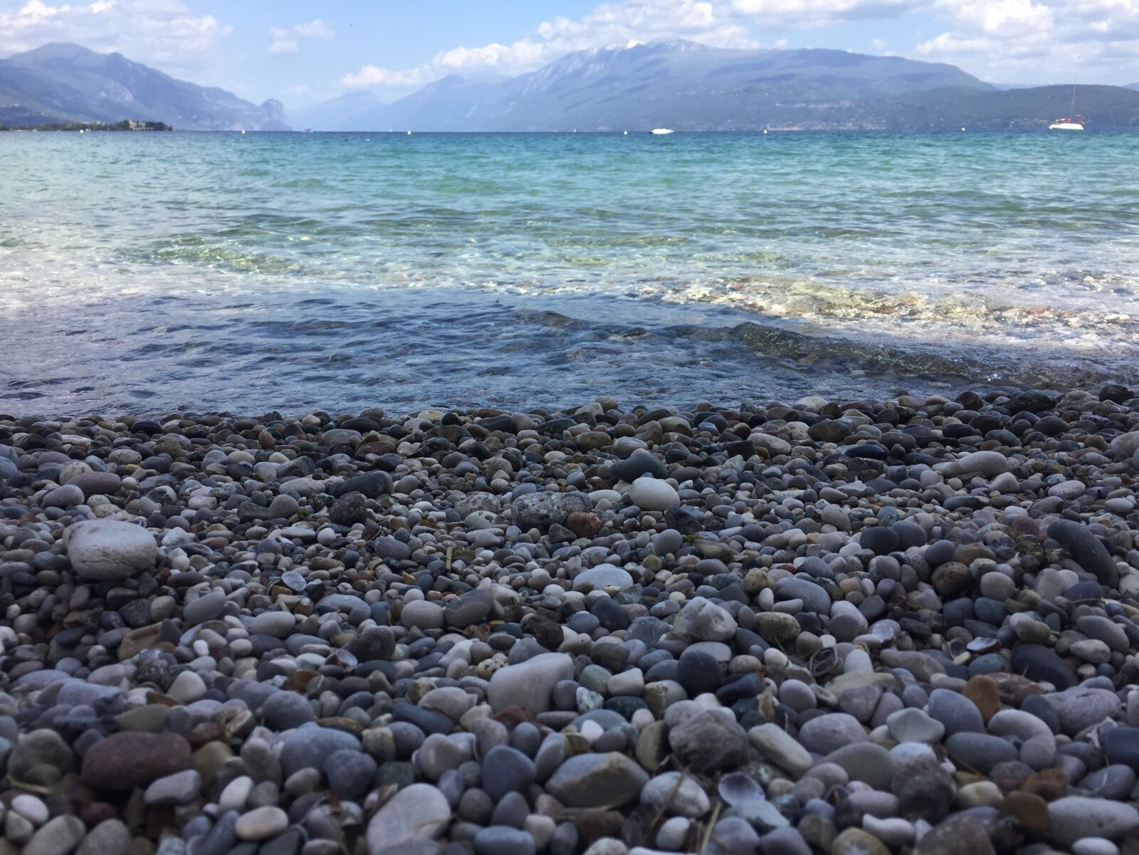 Apple iPhone 6 sample photo. Waters, costa, rock photography