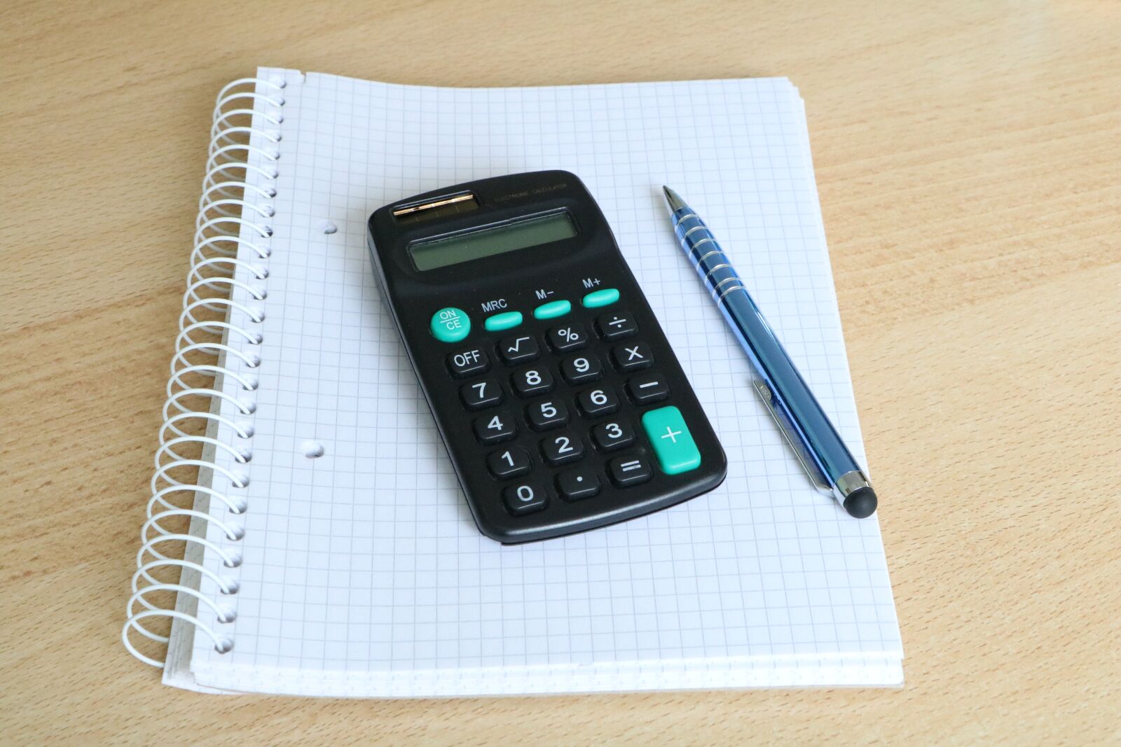 Canon EOS 760D (EOS Rebel T6s / EOS 8000D) sample photo. Calculator, block, pen photography