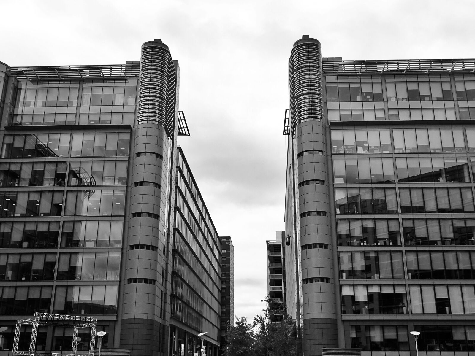 Sony DSC-HX60 sample photo. Architectural, design, architecture, black photography