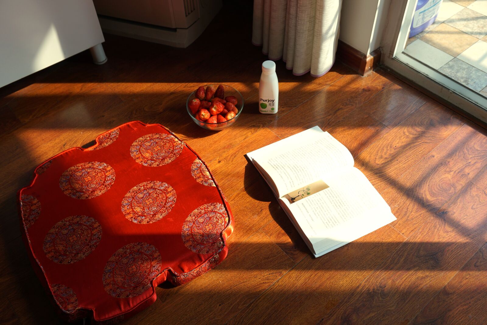 Sony a6000 sample photo. Afternoon, sunshine photography