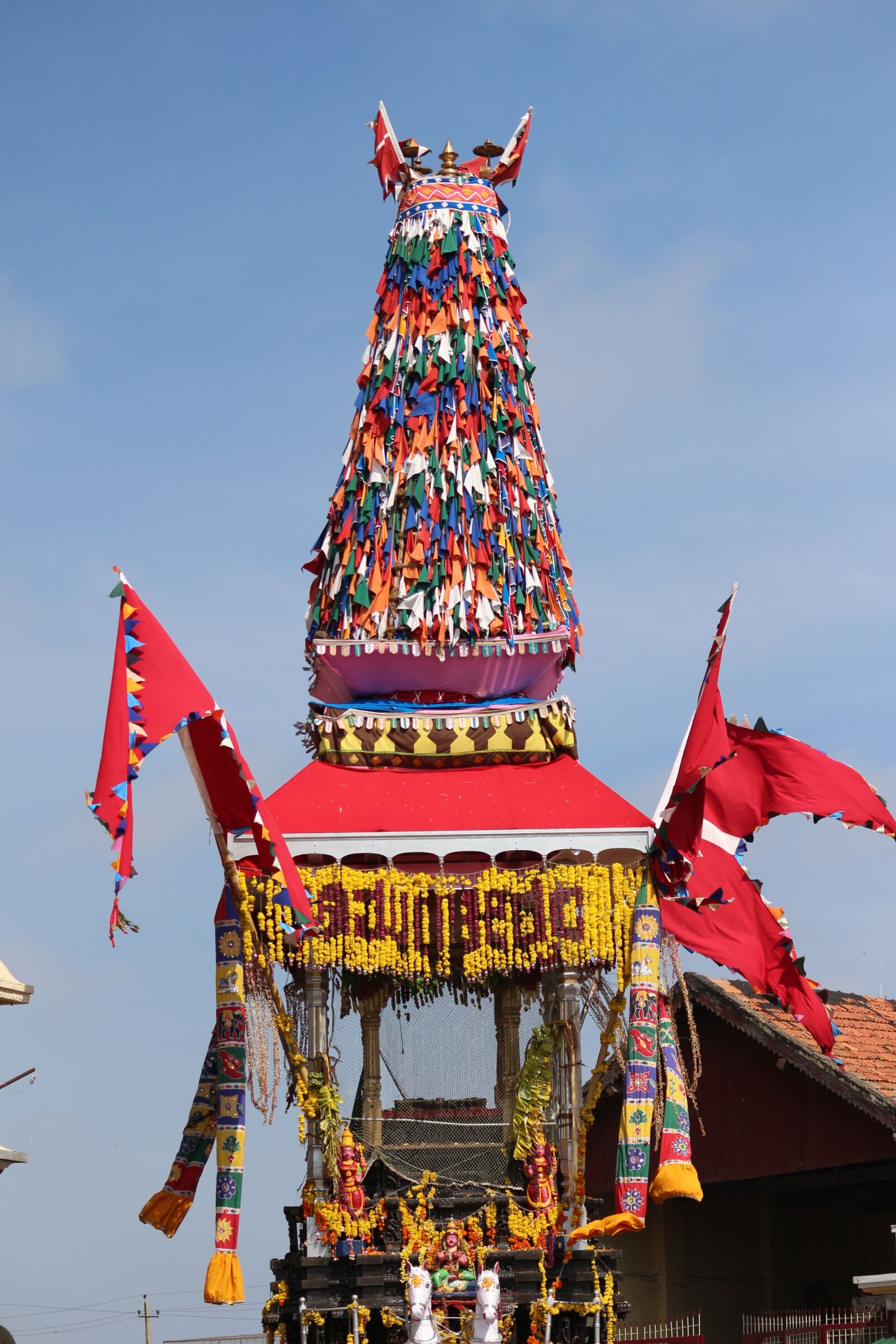 Canon EOS 700D (EOS Rebel T5i / EOS Kiss X7i) sample photo. Temple, chariot, monument photography
