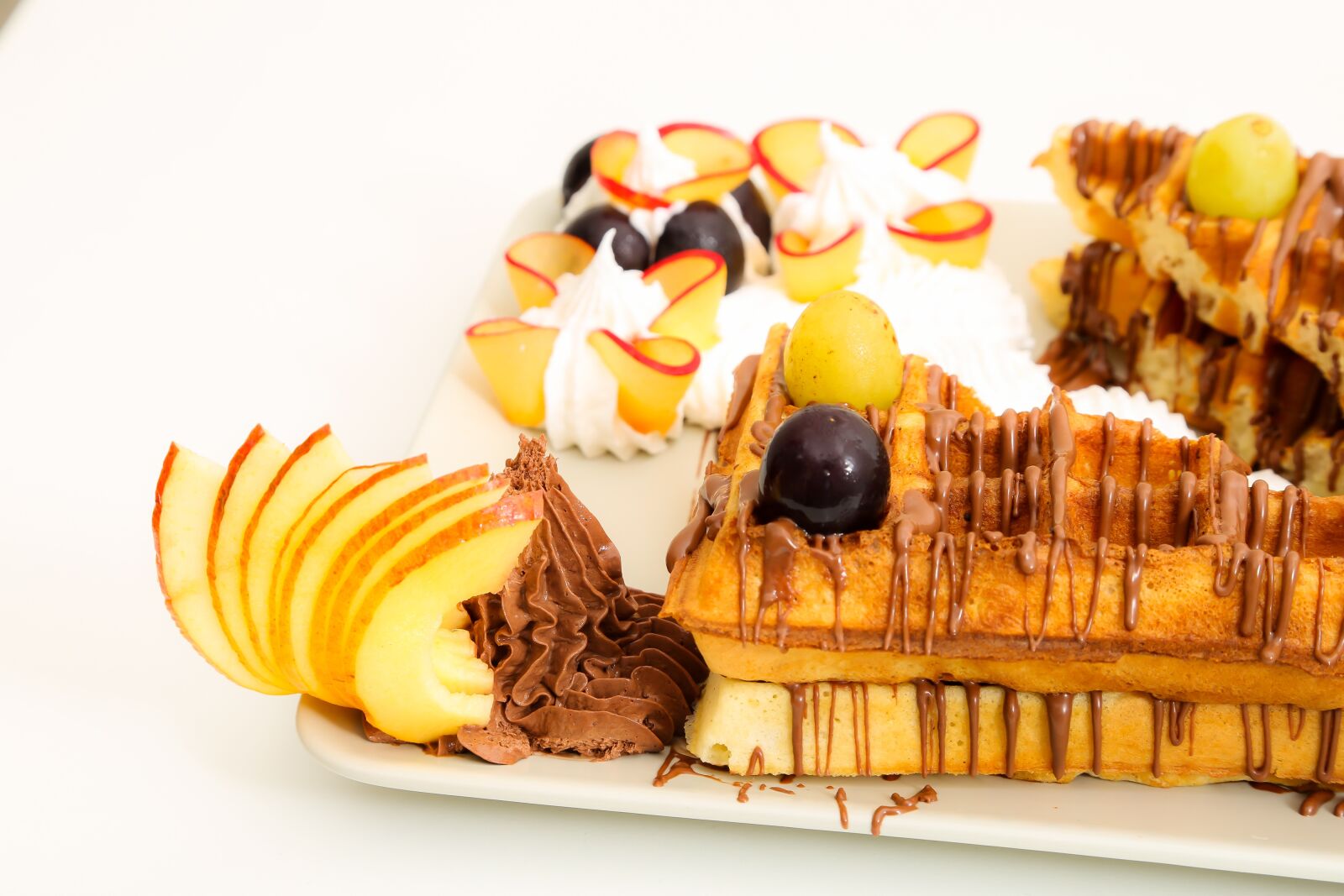 Canon EF 24-105mm F4L IS USM sample photo. Pancake, morning, delicious photography