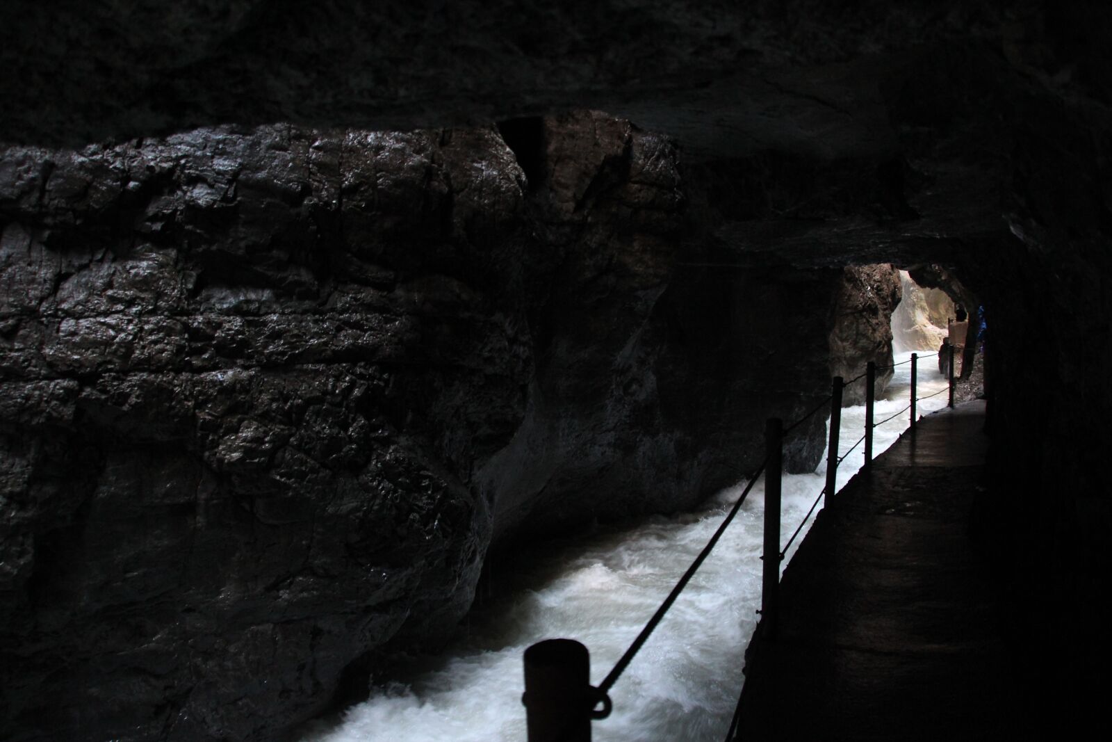 Canon EOS 600D (Rebel EOS T3i / EOS Kiss X5) sample photo. Partnachklamm, river, racing photography